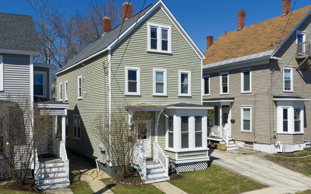 7-13 Belknap St, Dover, NH 03820