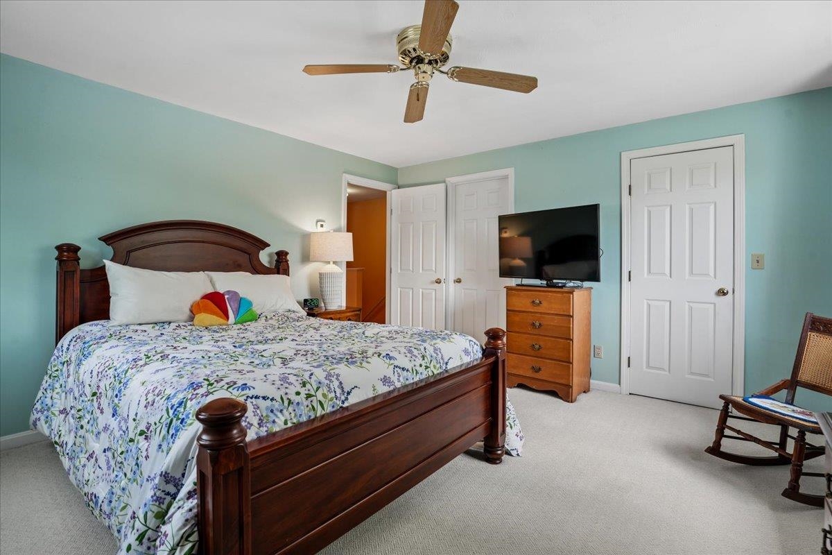 68 Emerald St, Manchester, NH 03103
