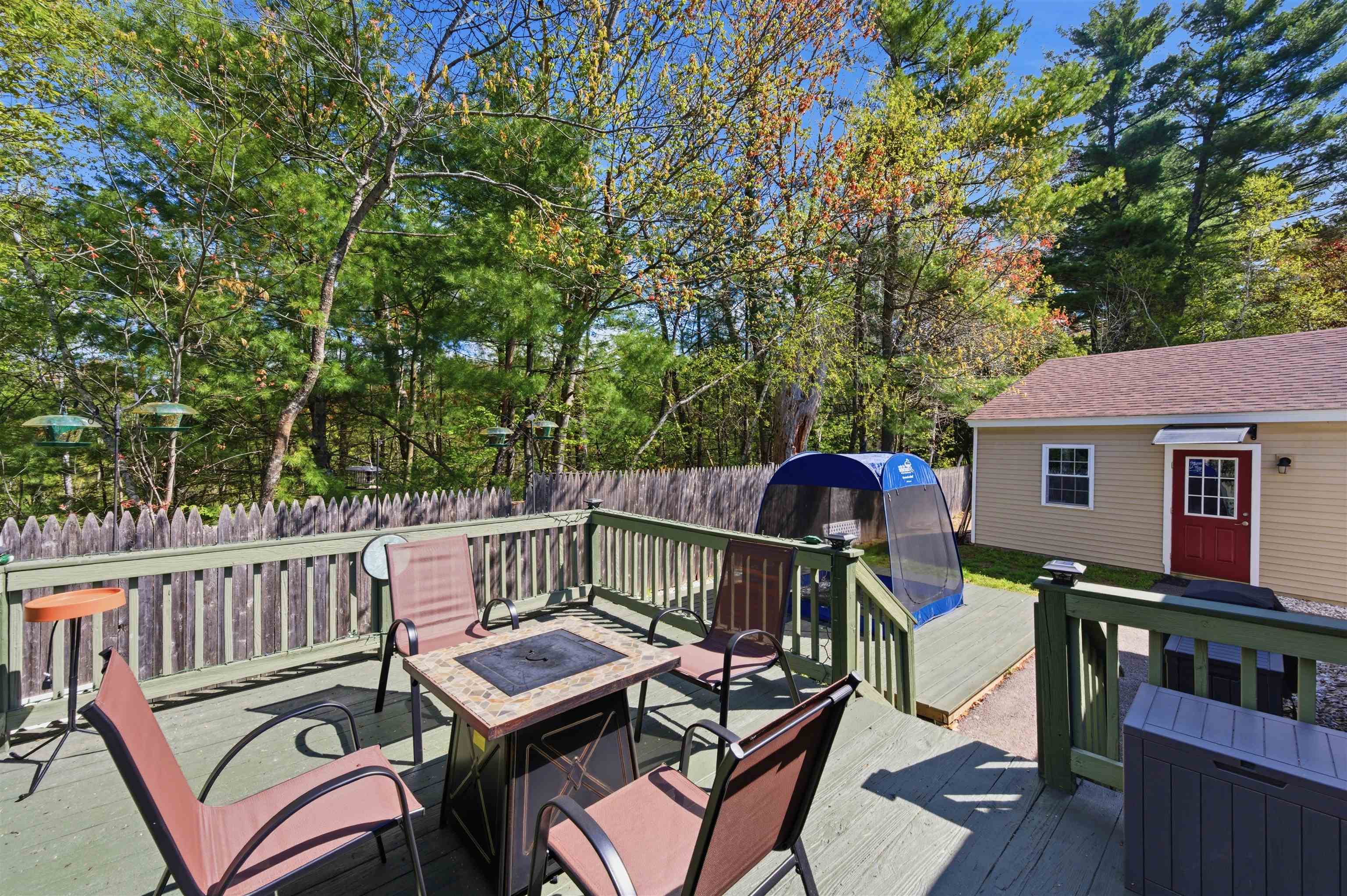 21 Lilac Ct, Raymond, NH 03077