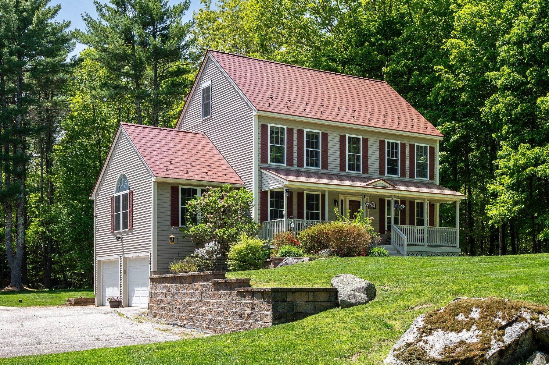 137 Ash Swamp Rd, Newmarket, NH 03857