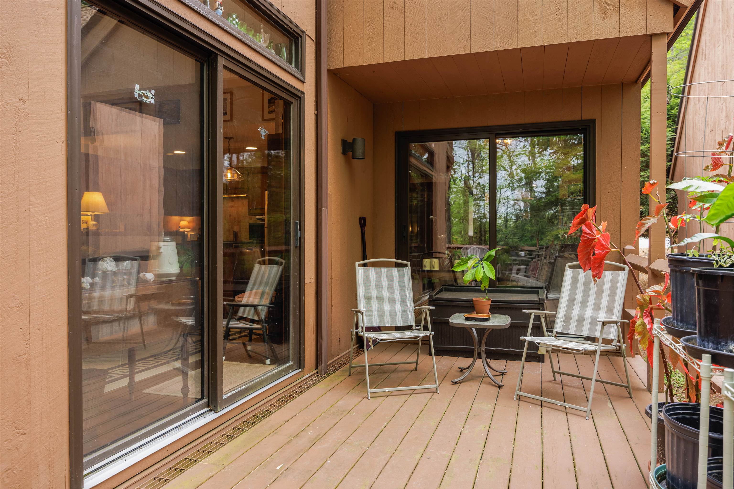 841 Cove Dr, Grantham, NH 03753