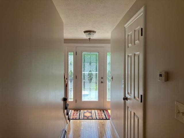 11 Lantern Ln, Londonderry, NH 03053
