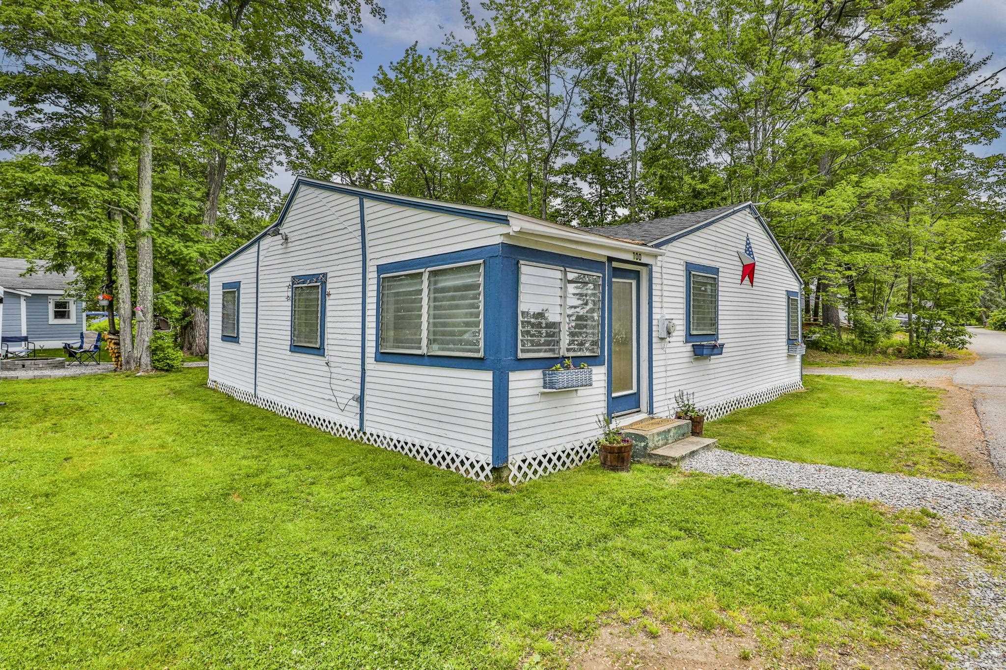 100-102 Tucker Shore Rd, Belmont, NH 03220