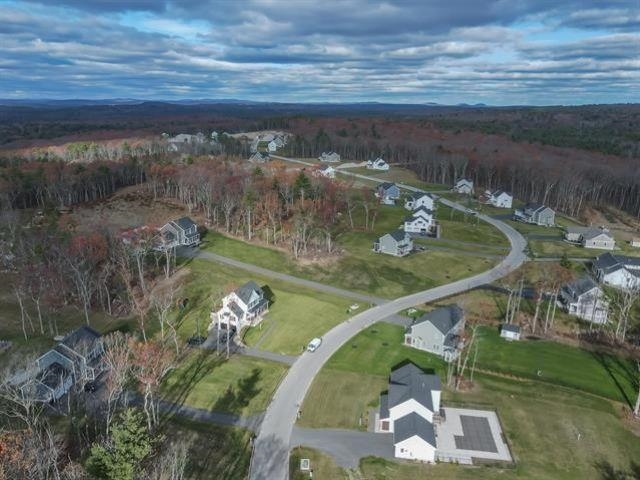 44 Daniel Rd, Derry, NH 03038