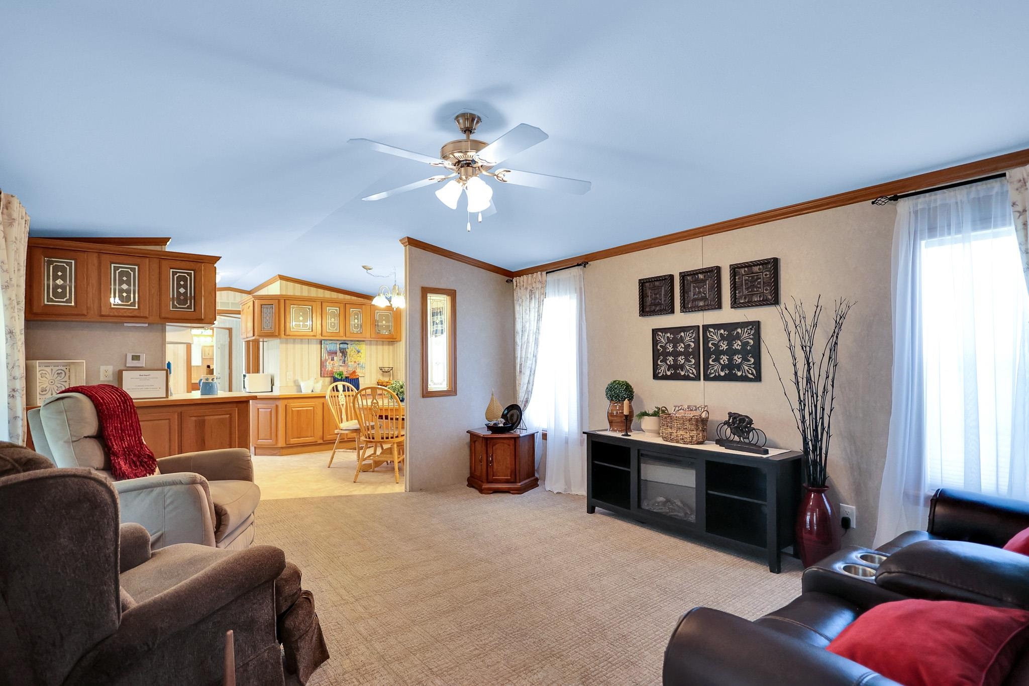 77 Hagop Rd, Salem, NH 03079