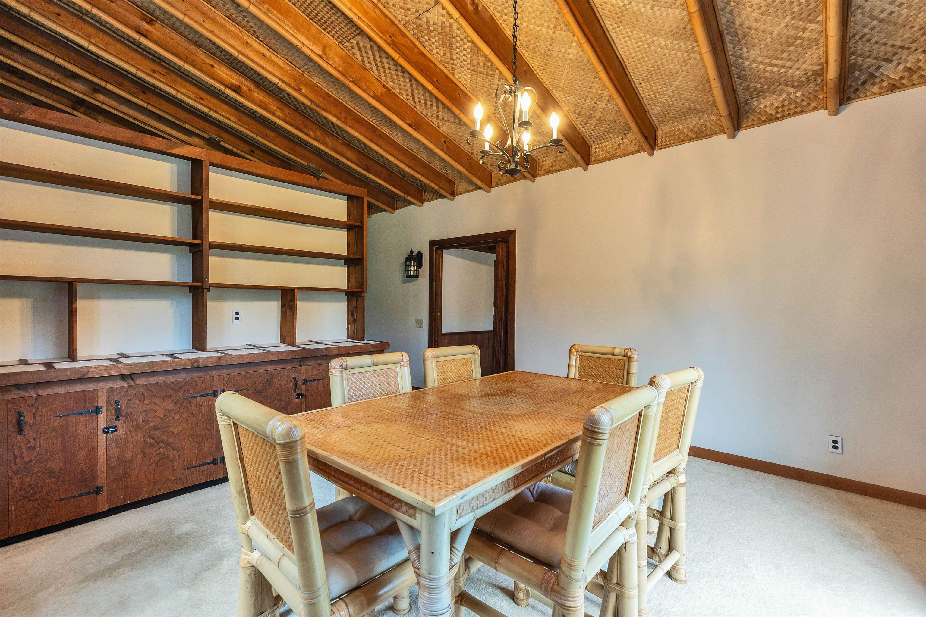 277 Old Street Rd, Peterborough, NH 03458
