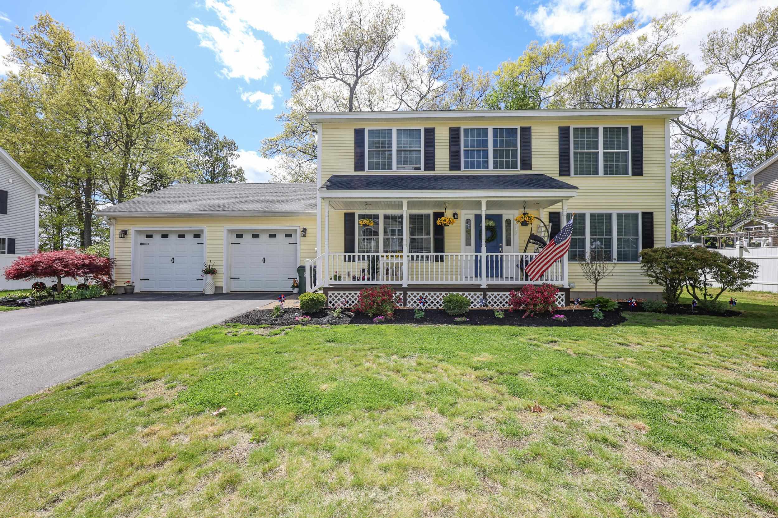 237 Stanton St, Manchester, NH 03103