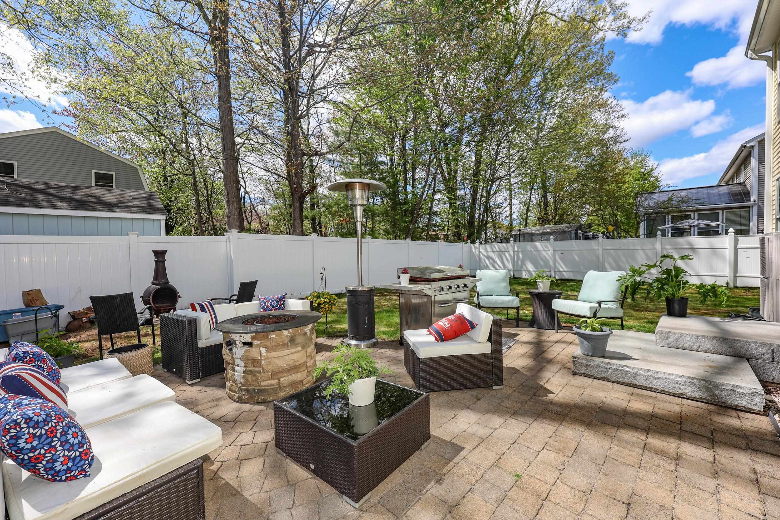 237 Stanton St, Manchester, NH 03103