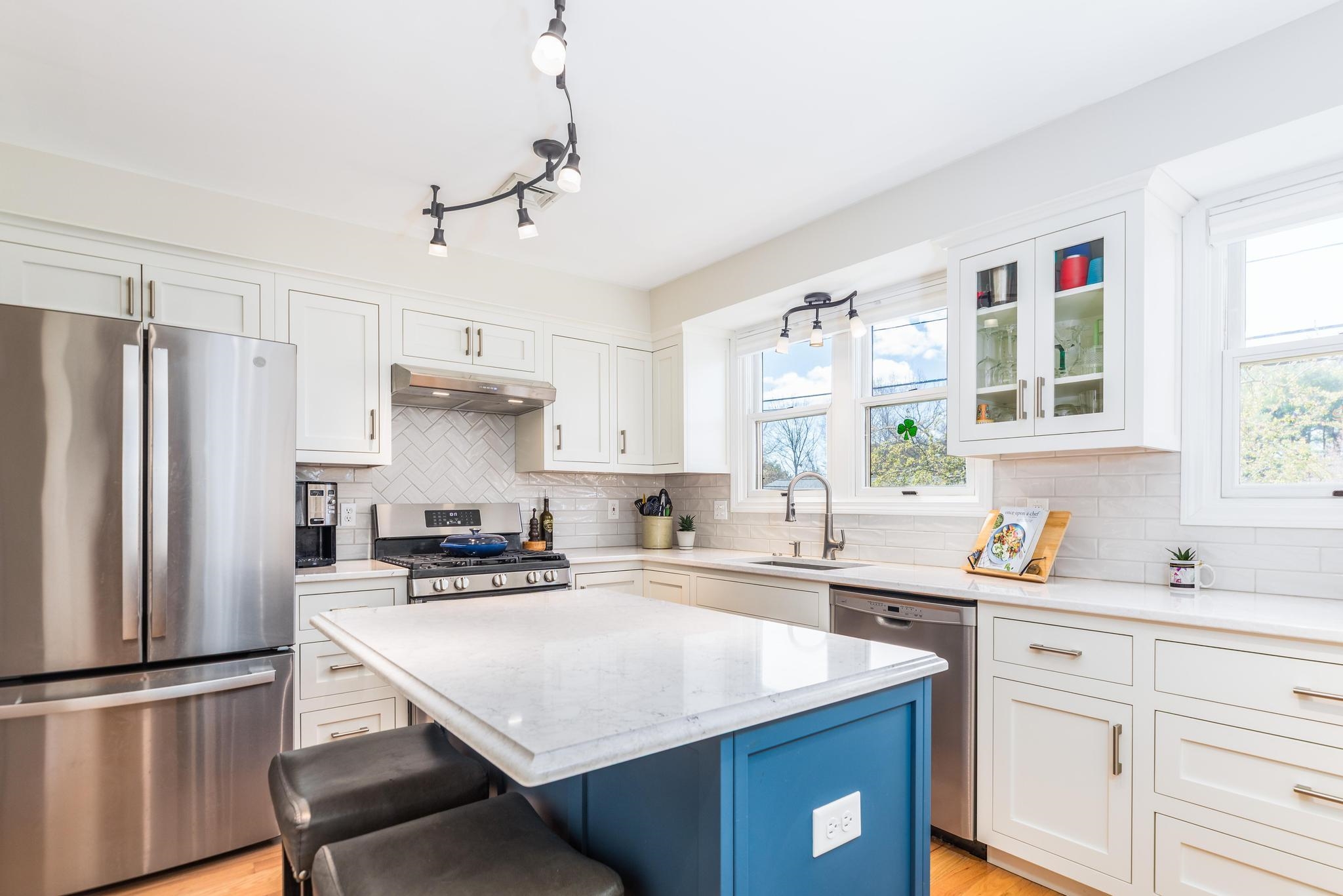 24 Staysail Way, Portsmouth, NH 03801