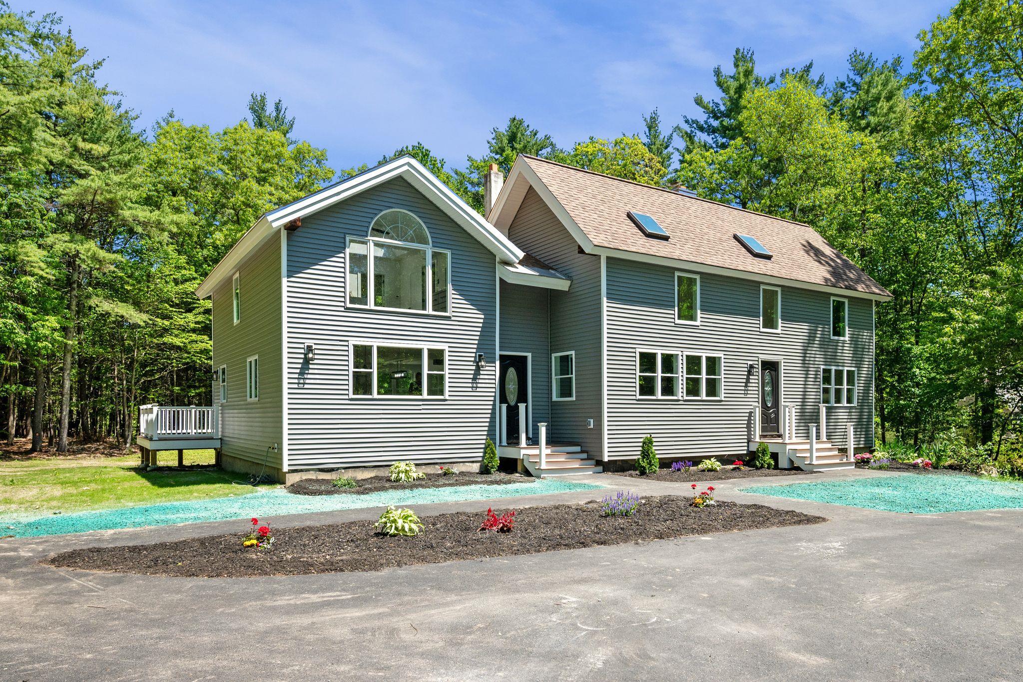 20 Hawkewood Rd, Sandown, NH 03873