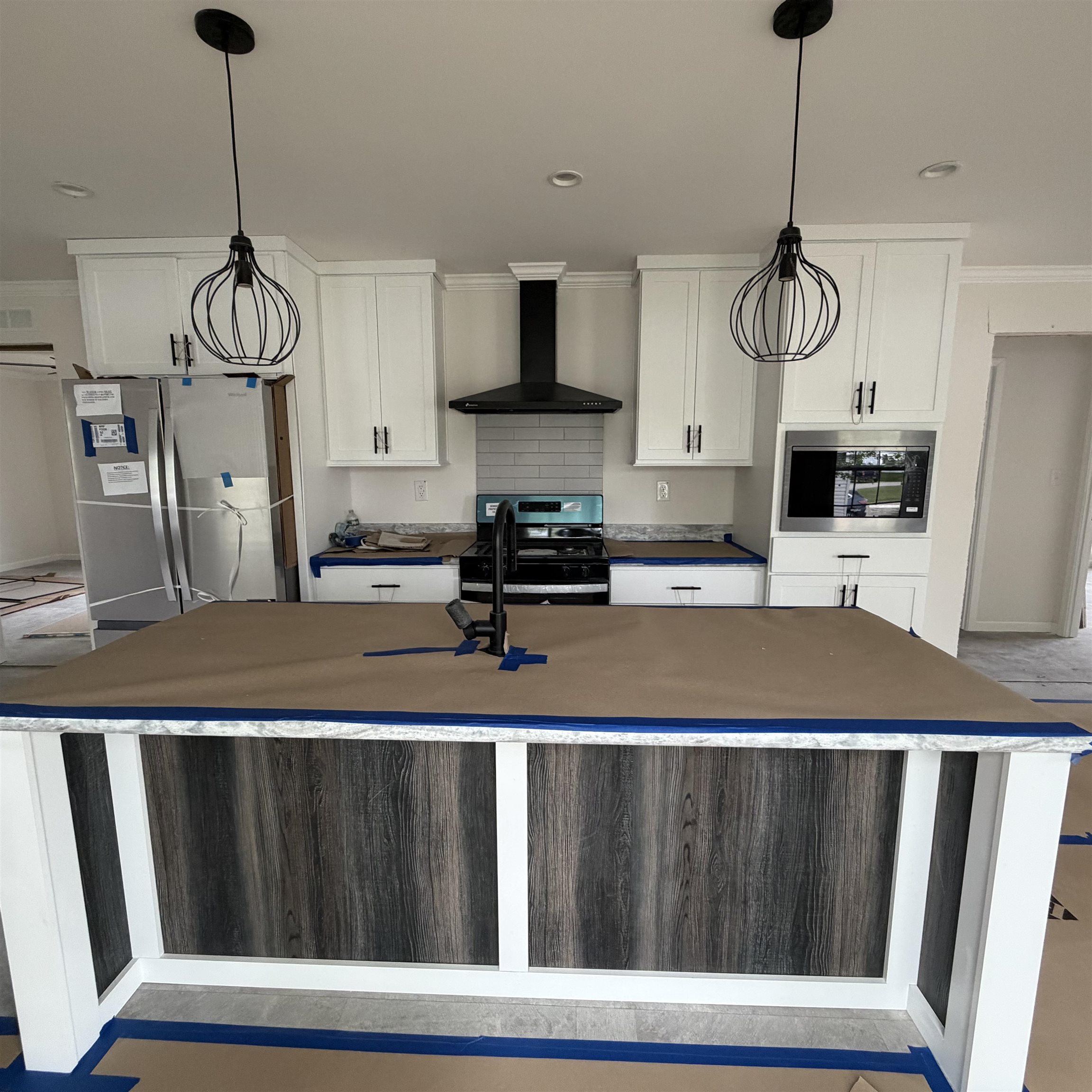 19 West Ln, Rochester, NH 03867