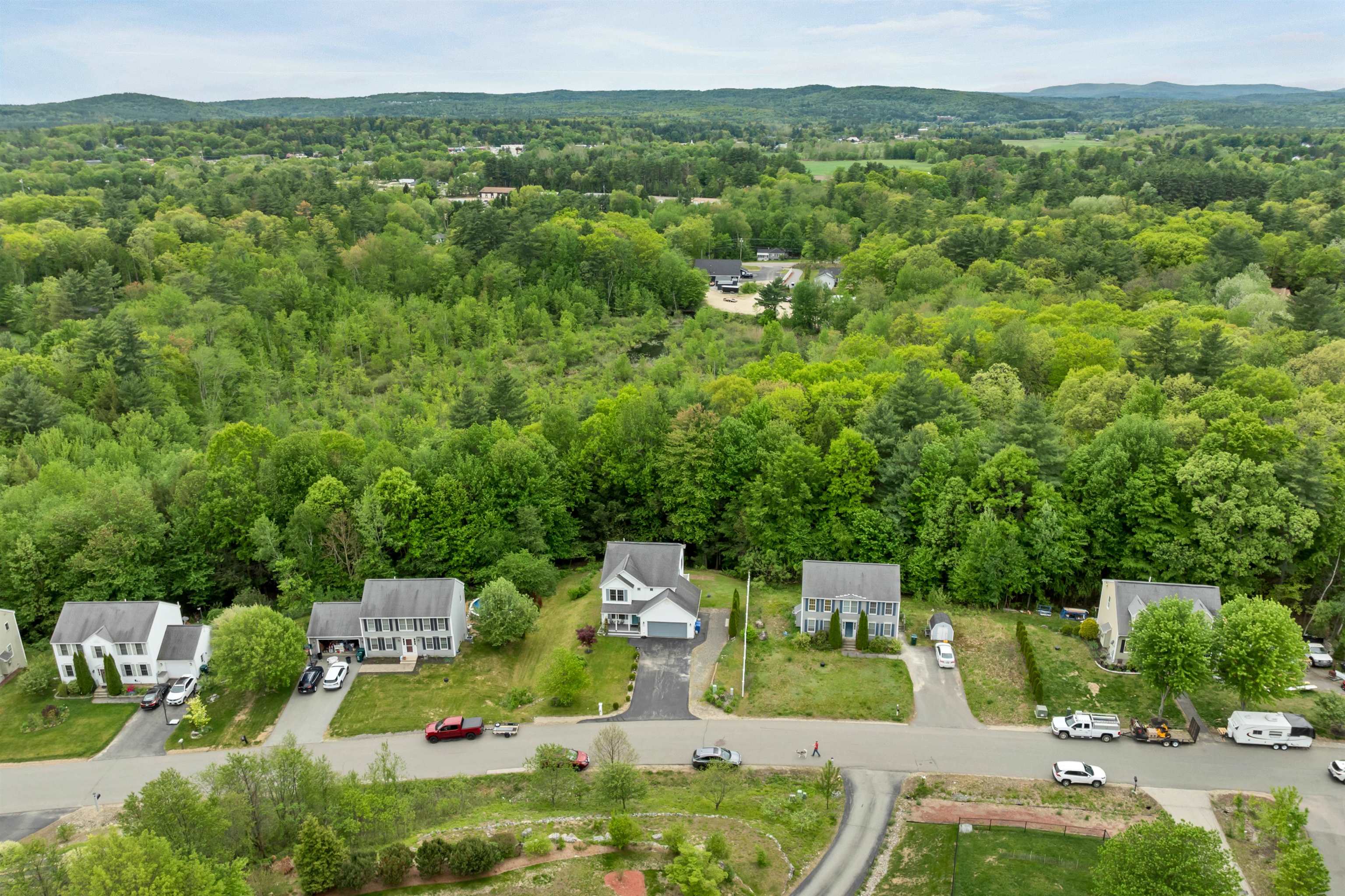 70 Patch Hill Ln, Milford, NH 03055