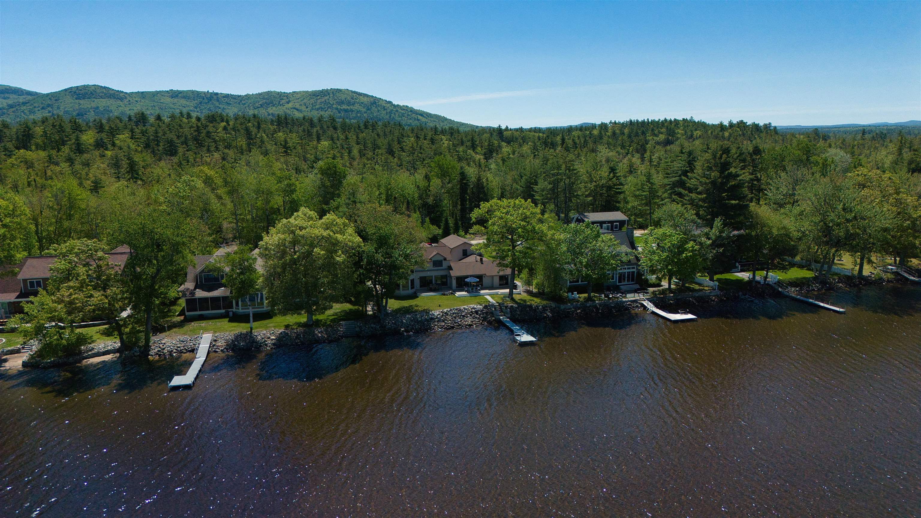 44 Long Sands Rd, Ossipee, NH 03814