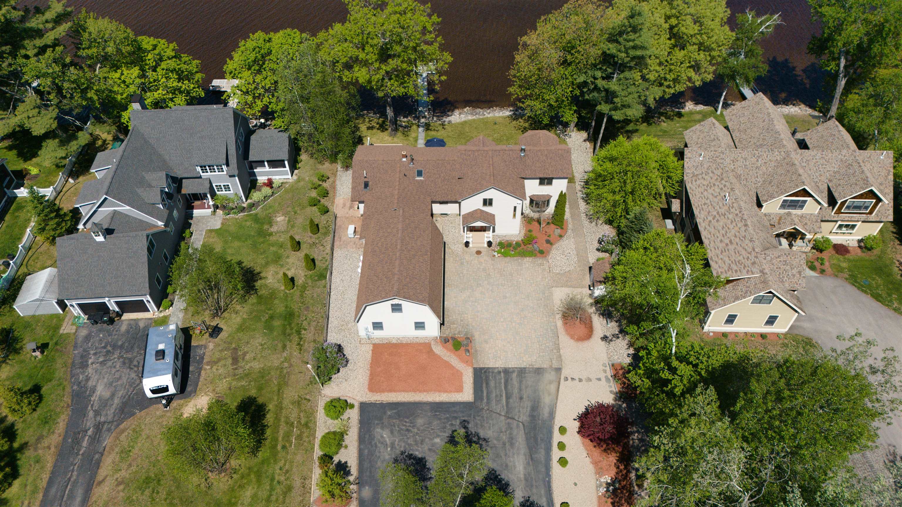 44 Long Sands Rd, Ossipee, NH 03814