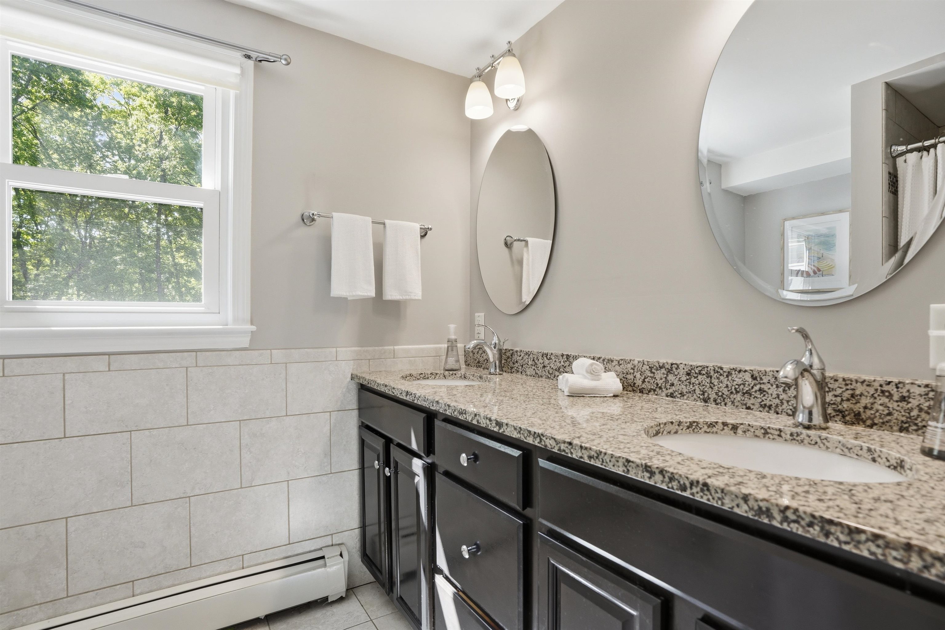 5 Dattilo Rd, Derry, NH 03038