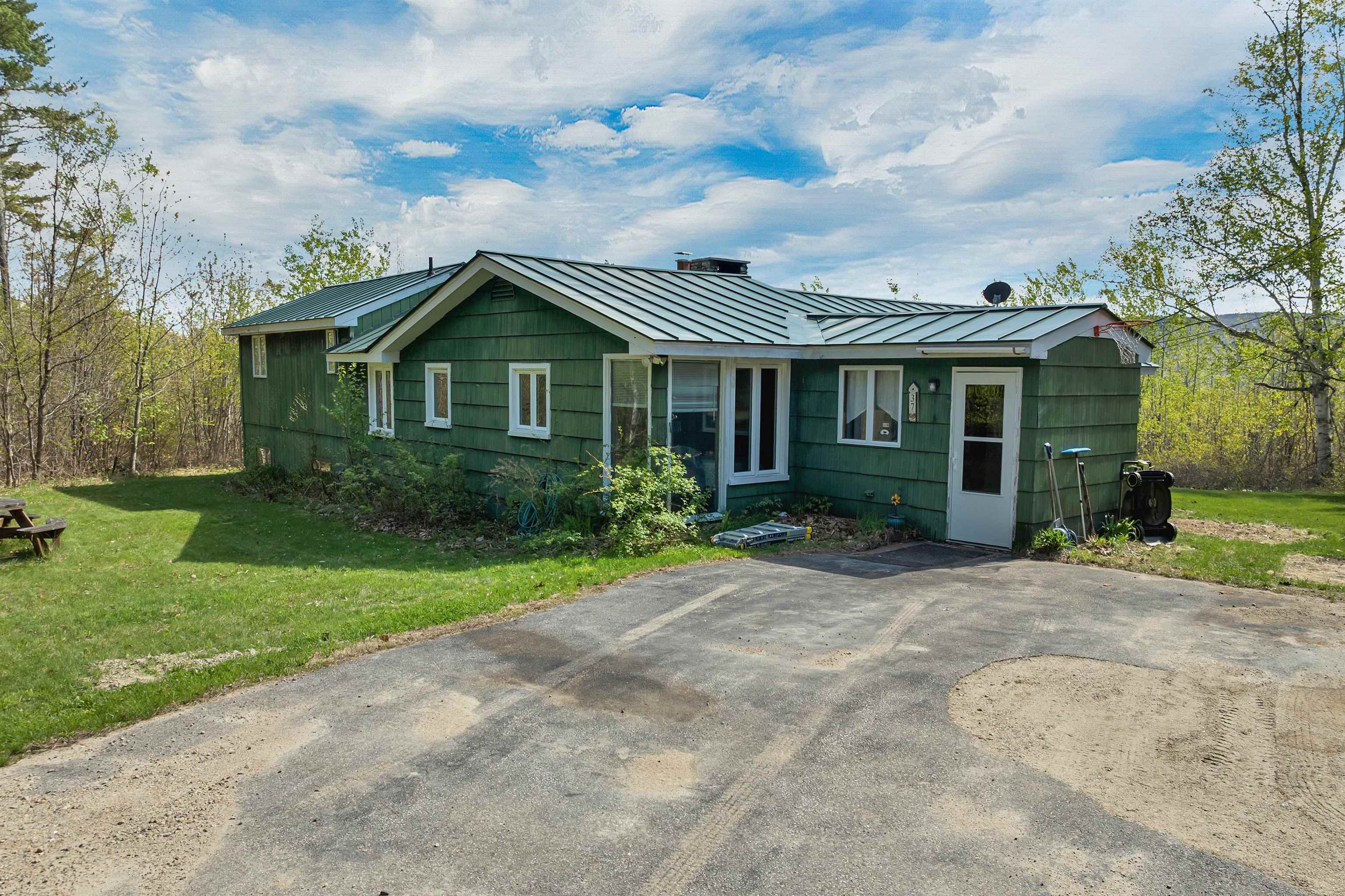 37 Bowman Rd, Alton, NH 03809