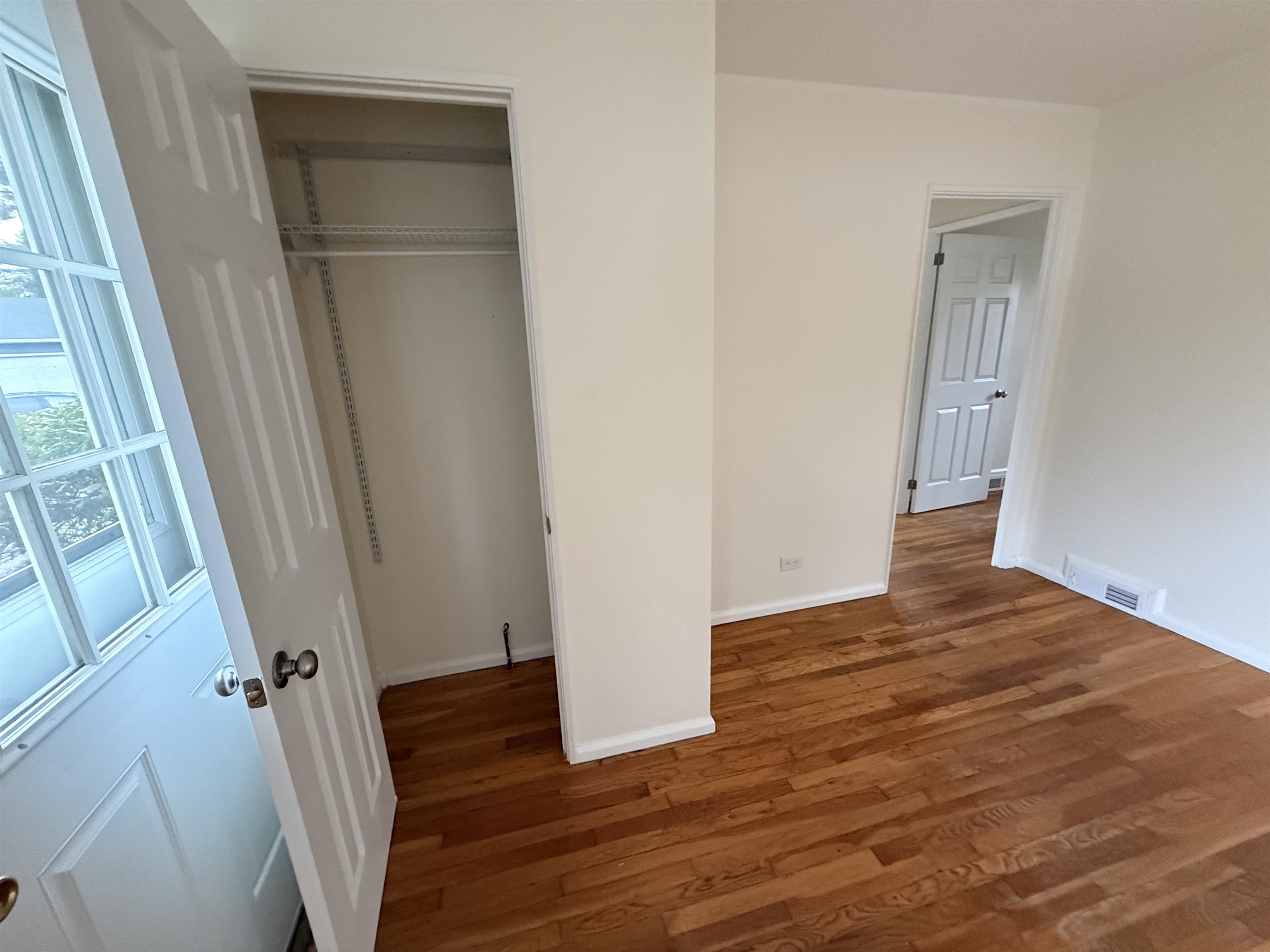 15 Woodbury Lane