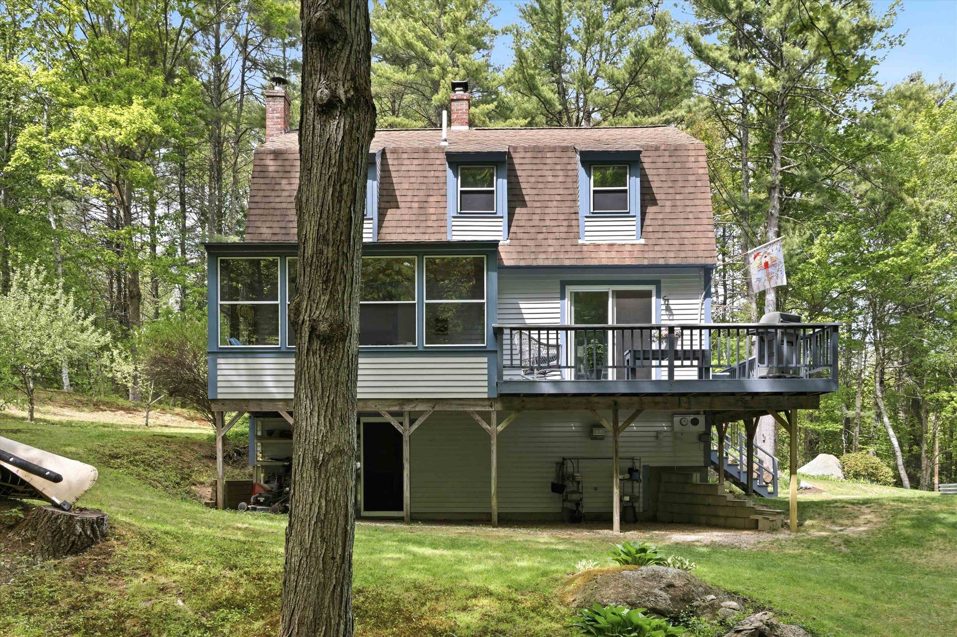 199 Oak Hill Rd, Francestown, NH 03043