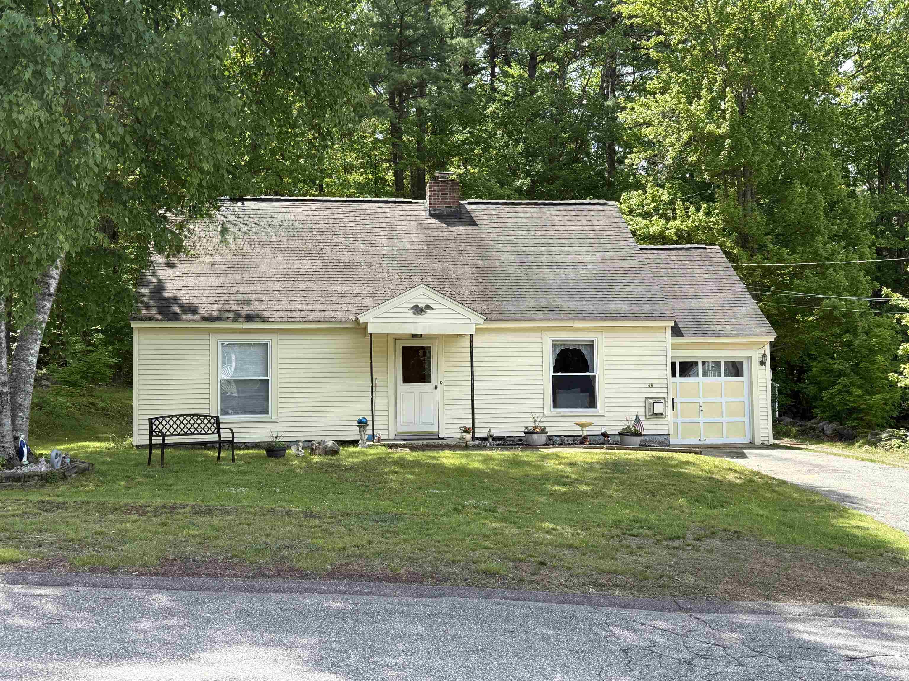 43 Clark Ave, Laconia, NH 03246