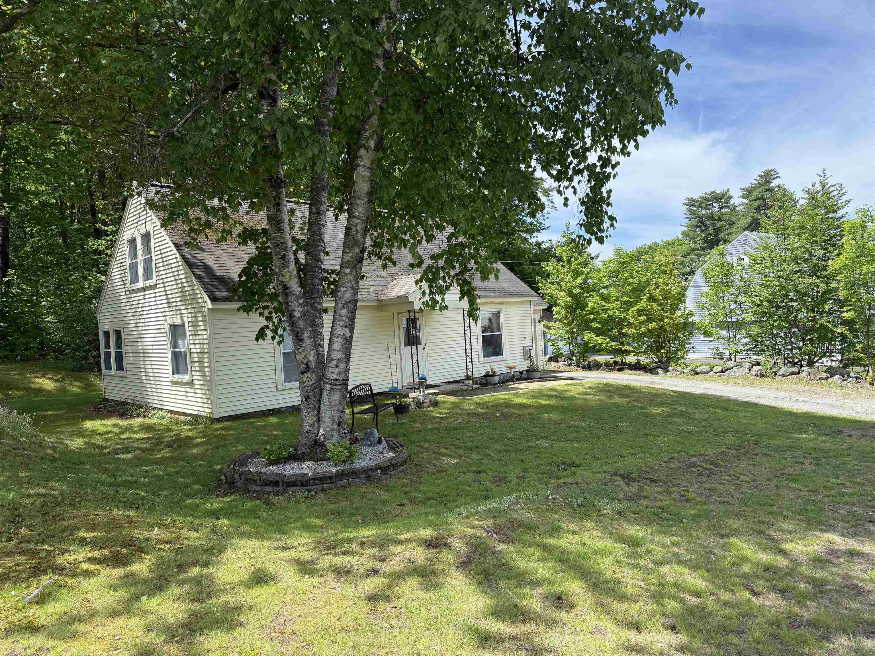 43 Clark Ave, Laconia, NH 03246