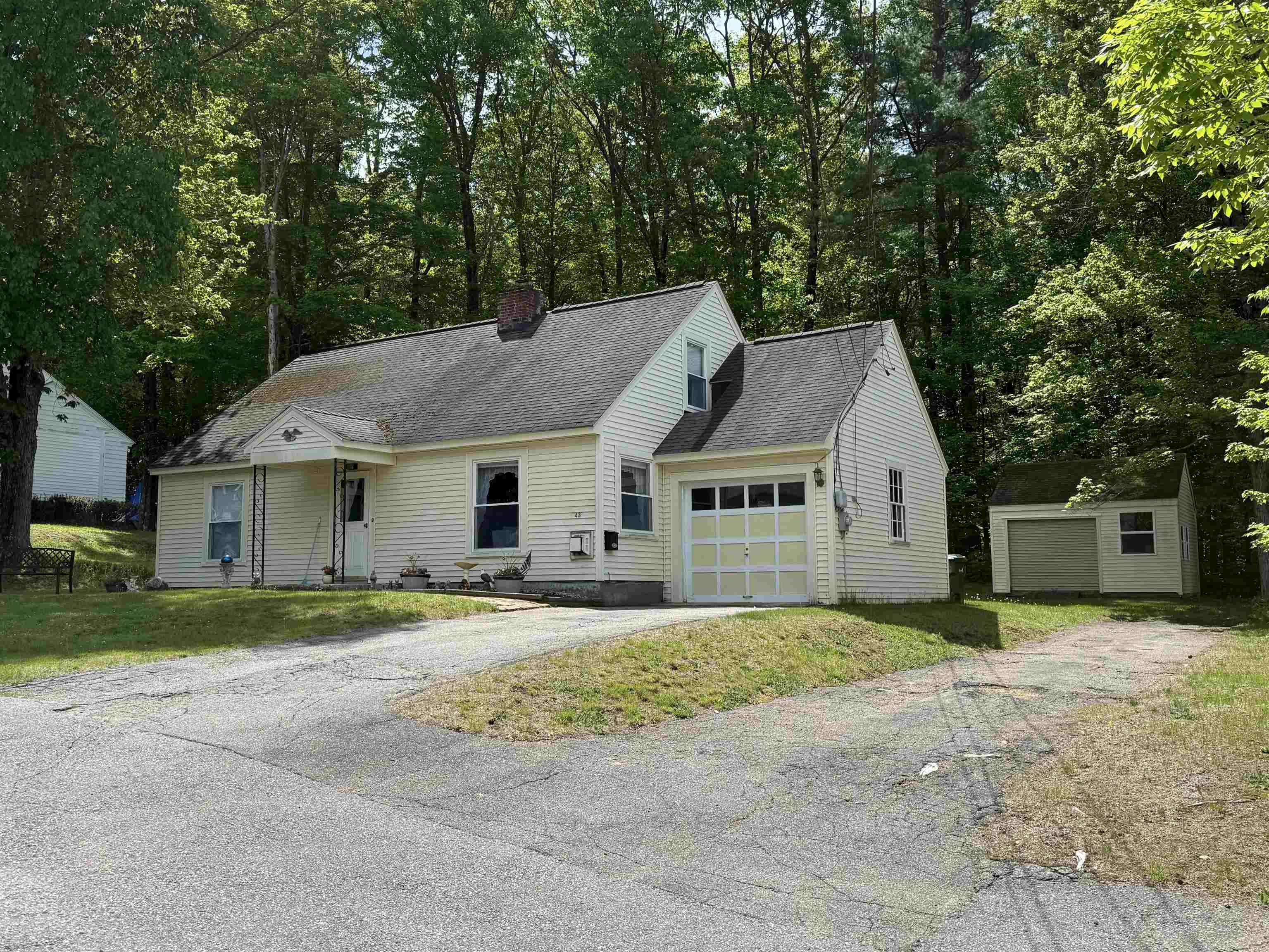 43 Clark Ave, Laconia, NH 03246
