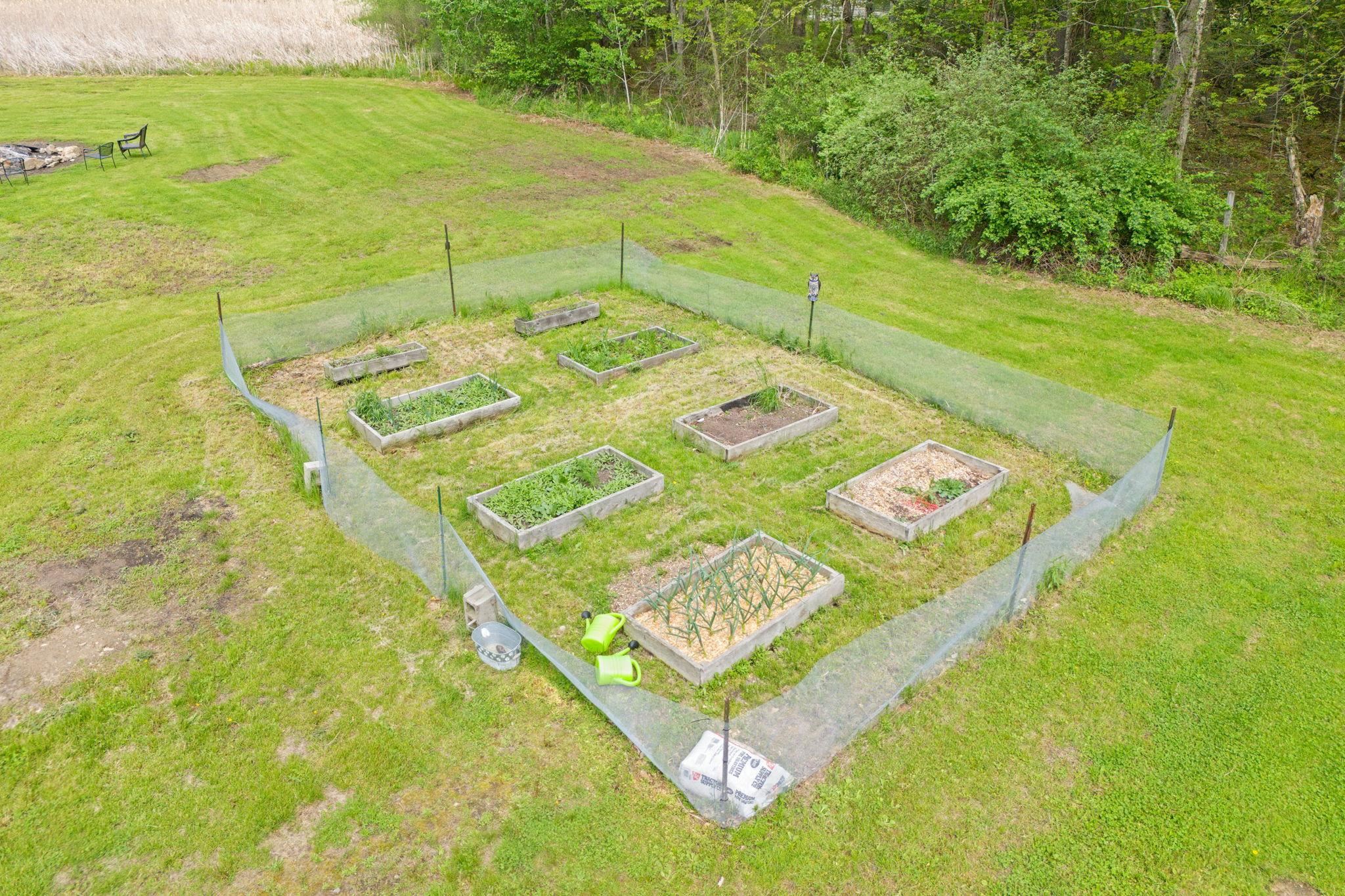 74 Little River Rd, Kingston, NH 03848