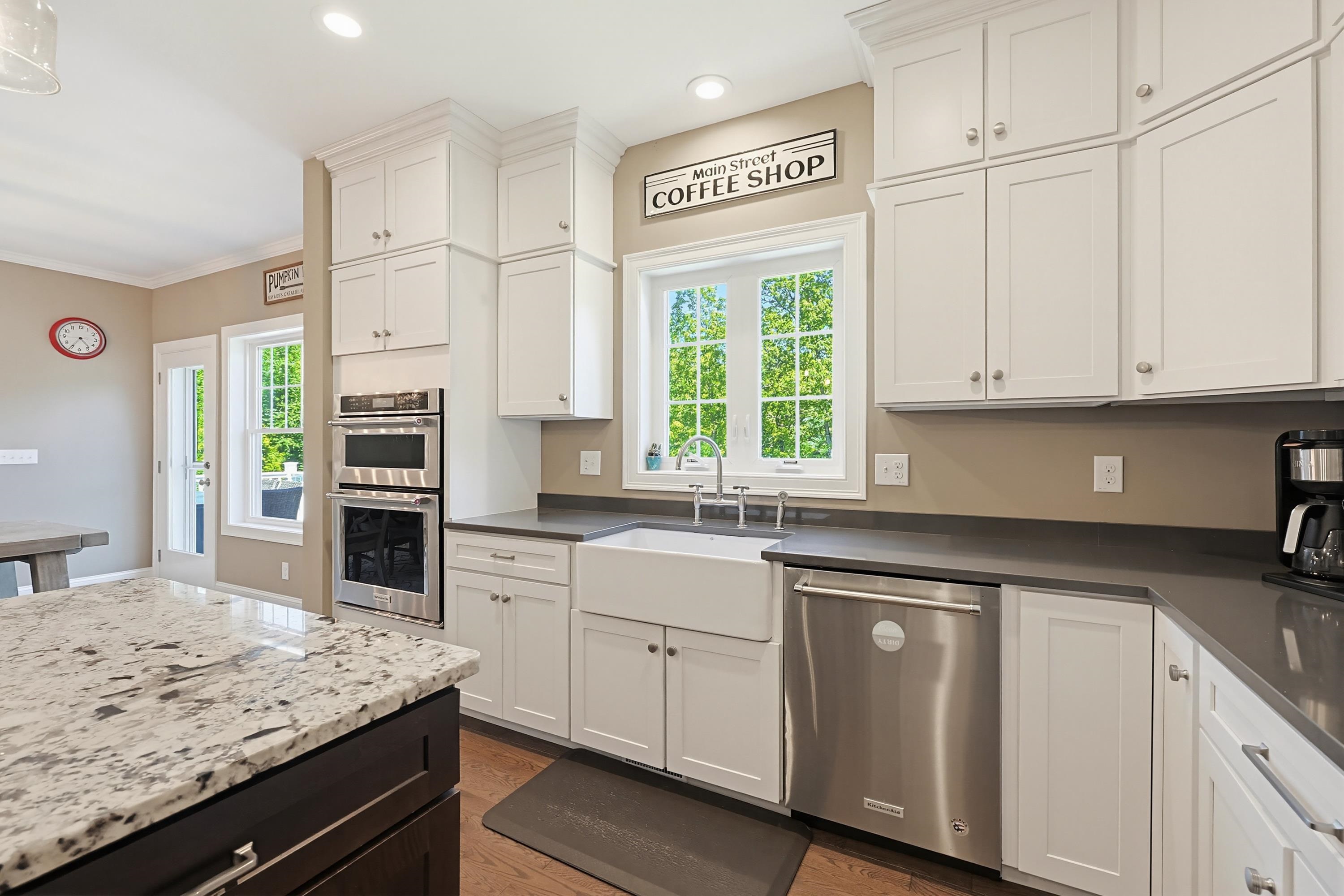 29 Aspen Dr, Pelham, NH 03076