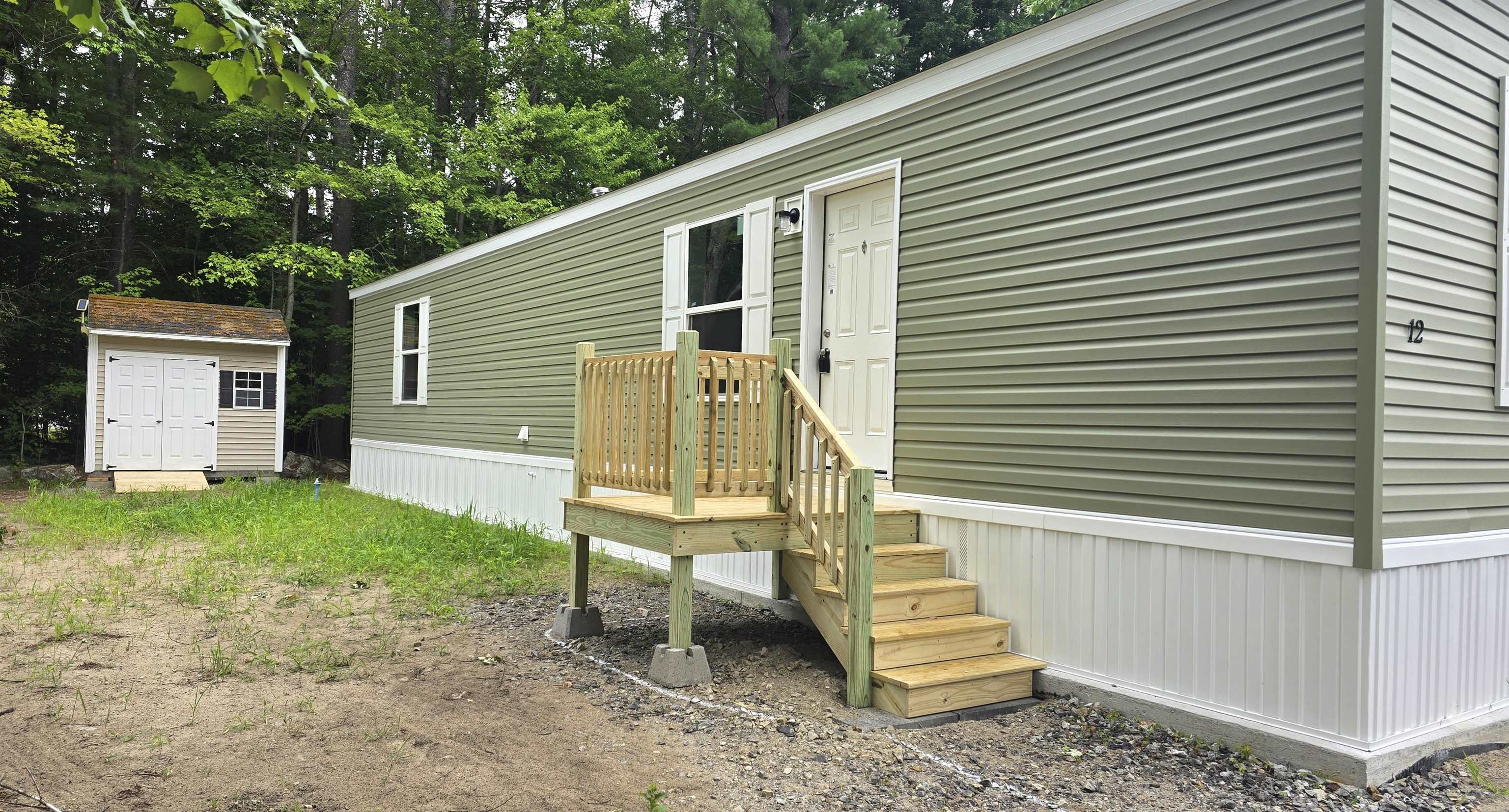 12 Boanza Dr, Concord, NH 03303