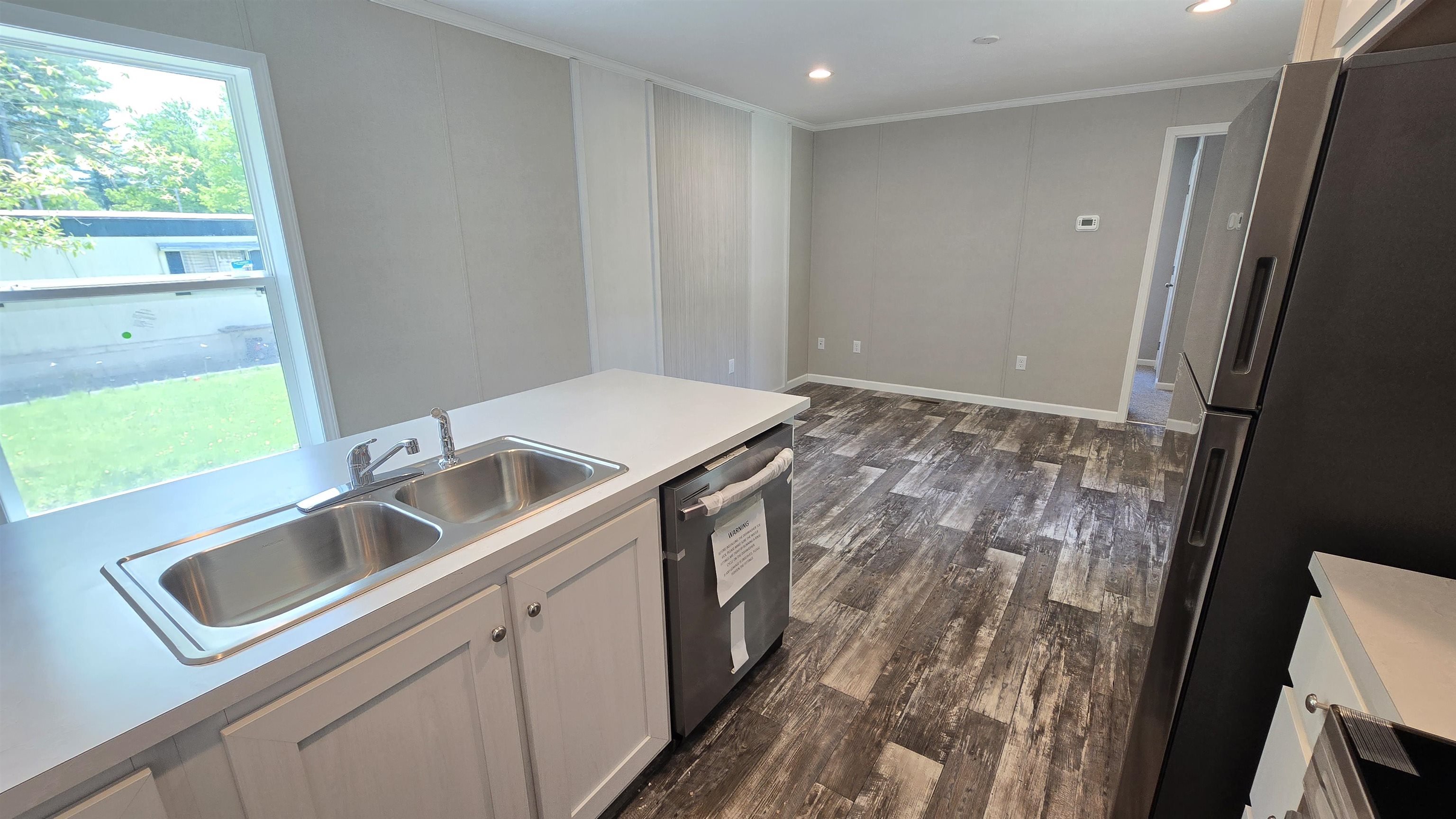 12 Boanza Dr, Concord, NH 03303