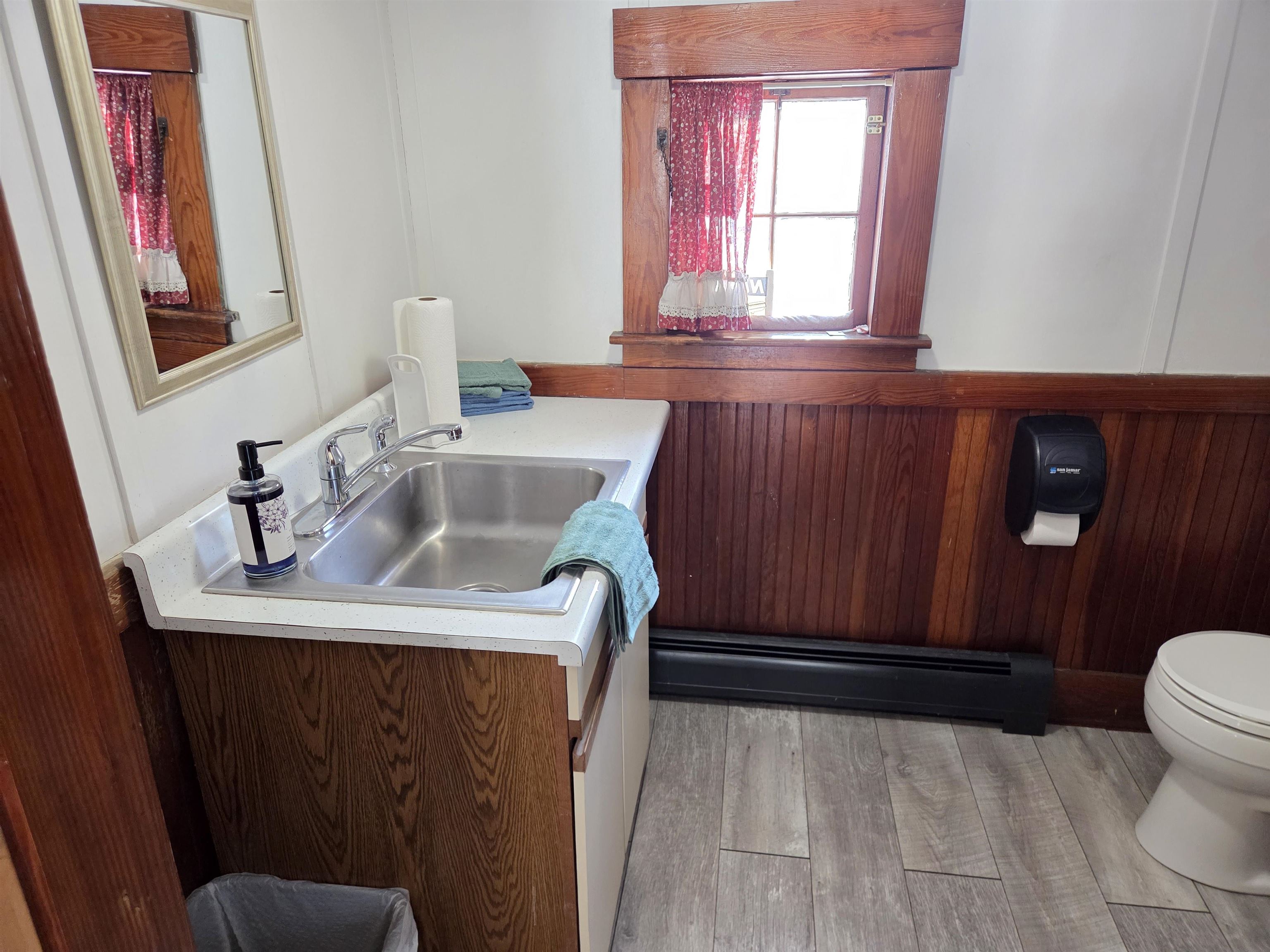 1307 Nh Rt 175, Campton, NH 03223