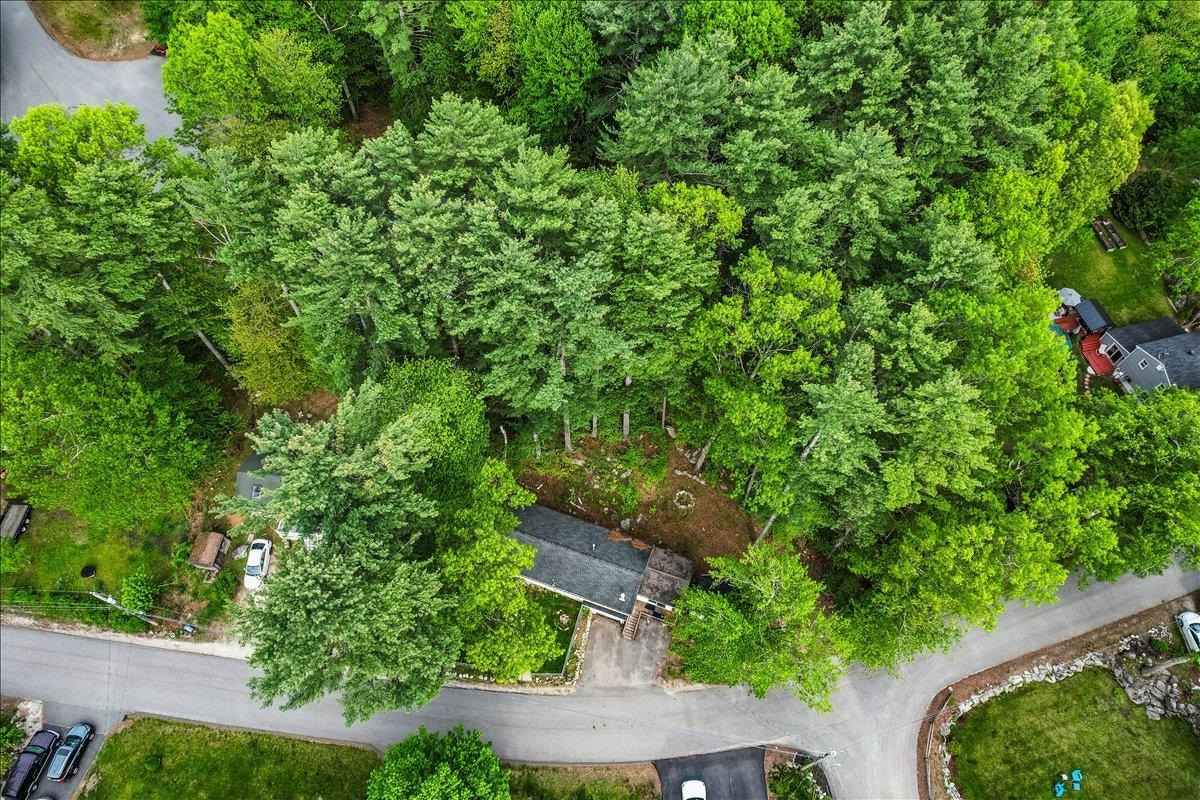 15 Hilda Ave, Derry, NH 03038