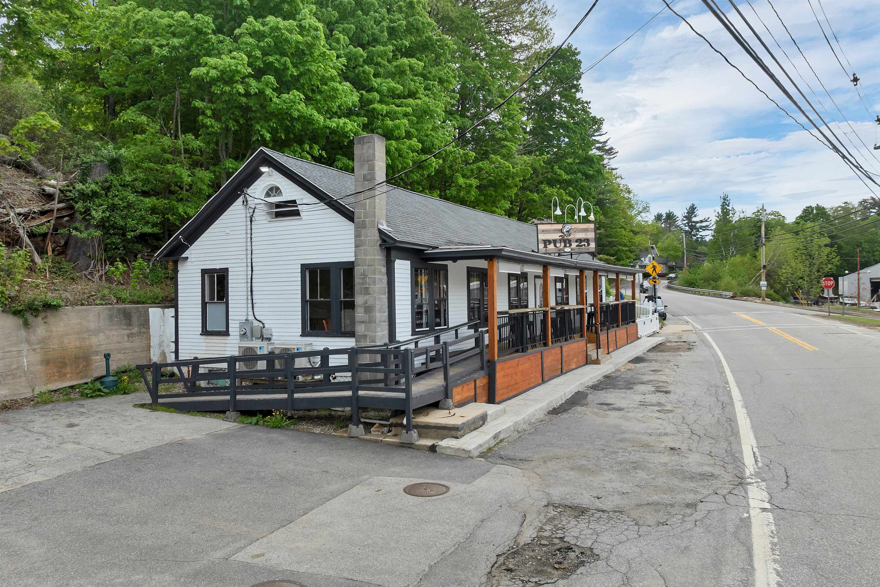 6 East Side Dr, Alton, NH 03810