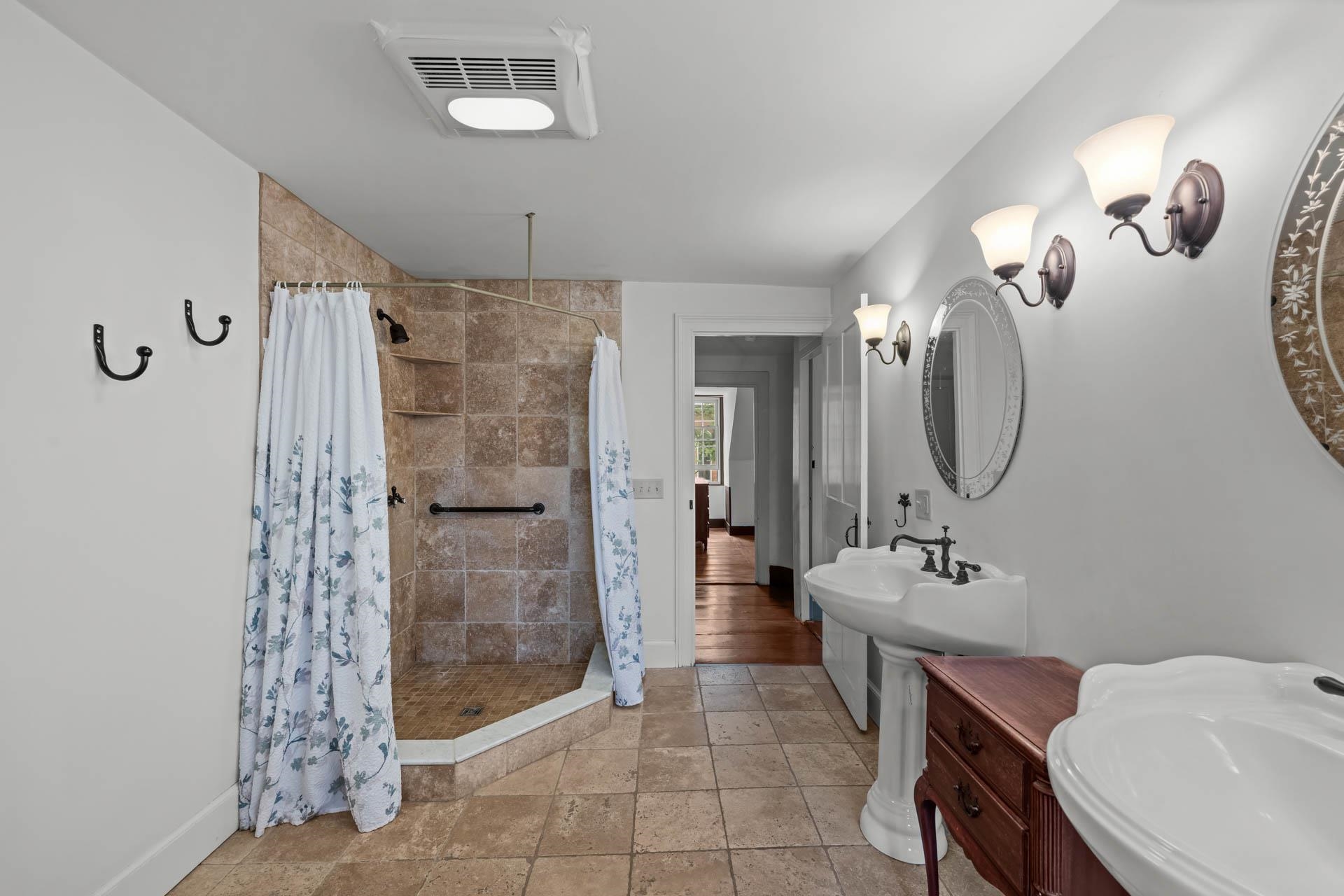 258 Main St, Charlestown, NH 03603
