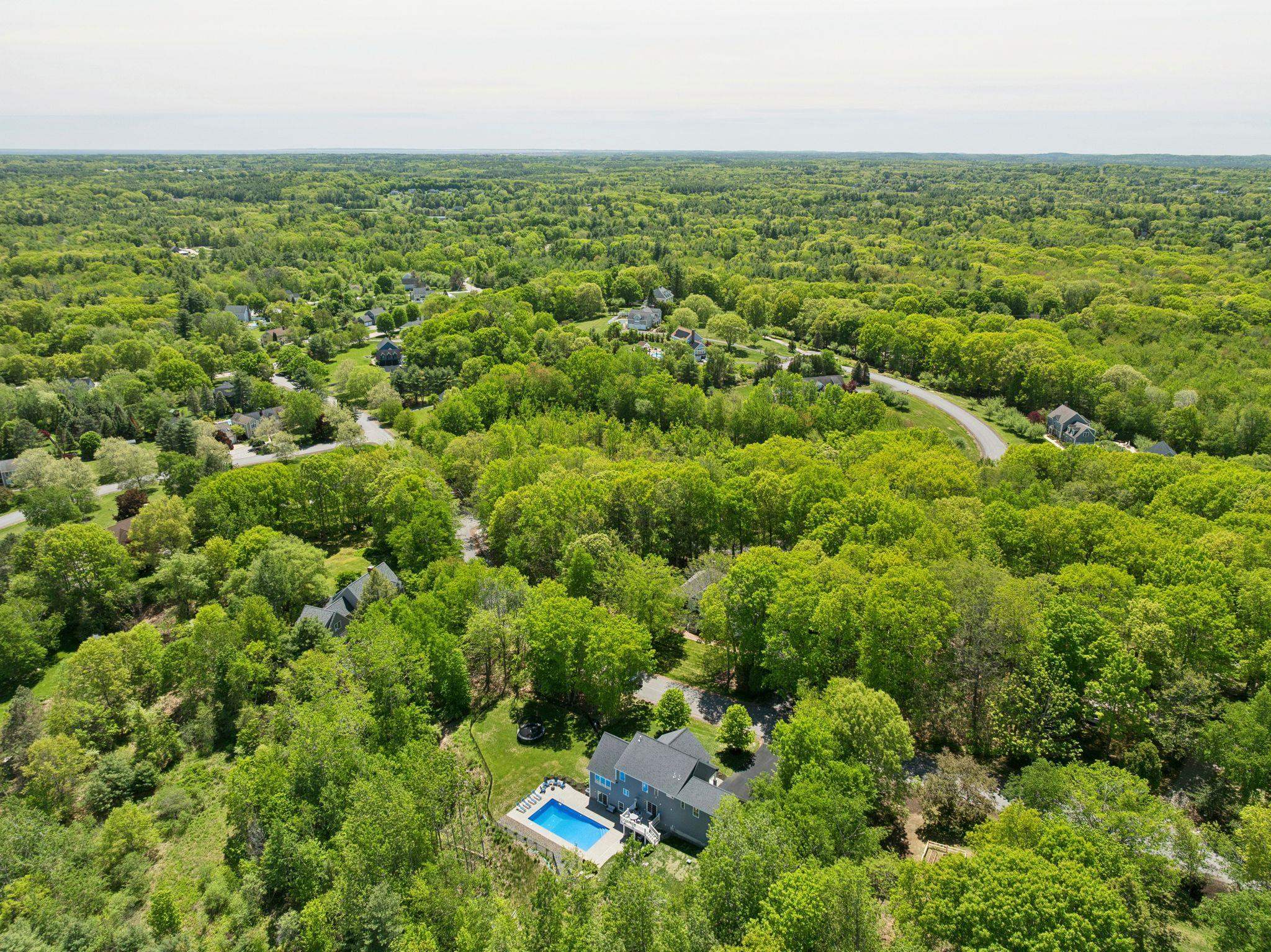 12 Long Hill Rd, Stratham, NH 03885