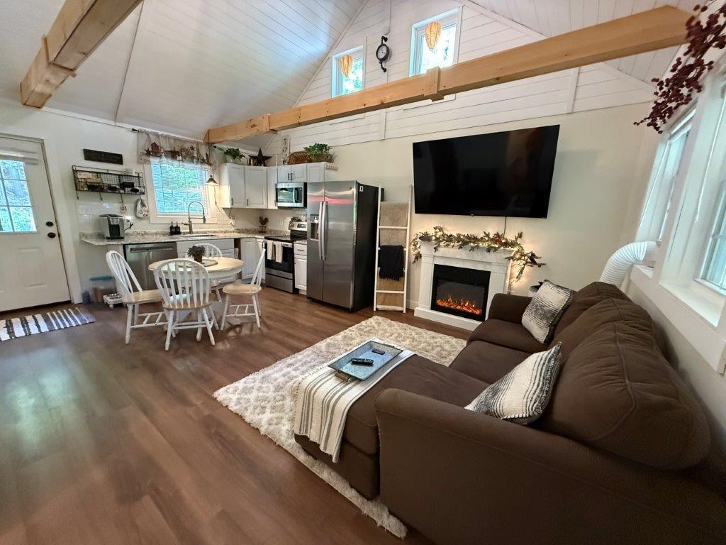 Open Kitchen/Living Area