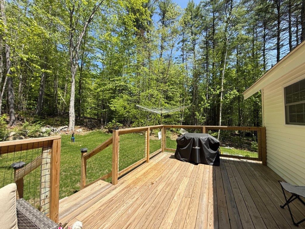 38 Northwood Estates Dr, Grafton, NH 03240