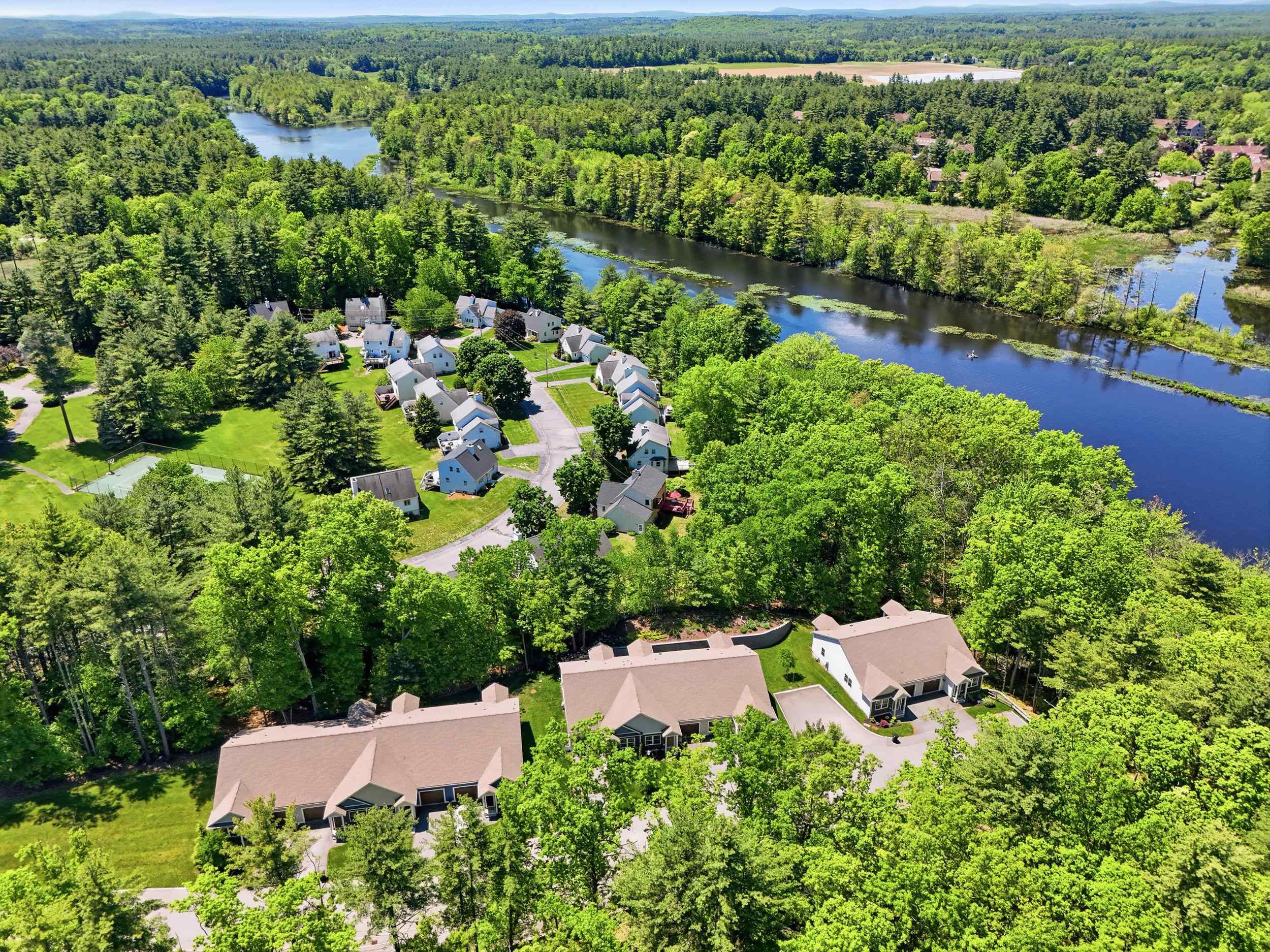 39 Norma Dr, Nashua, NH 03062