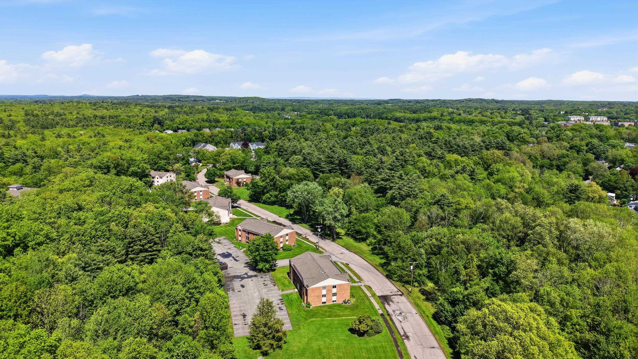 2 Brookside Dr, Exeter, NH 03833