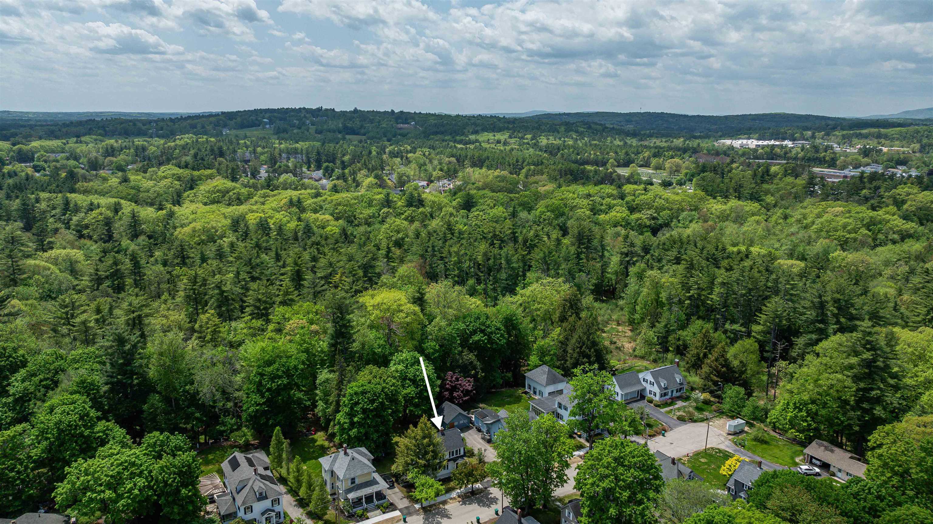 30 Broad St, Rochester, NH 03867