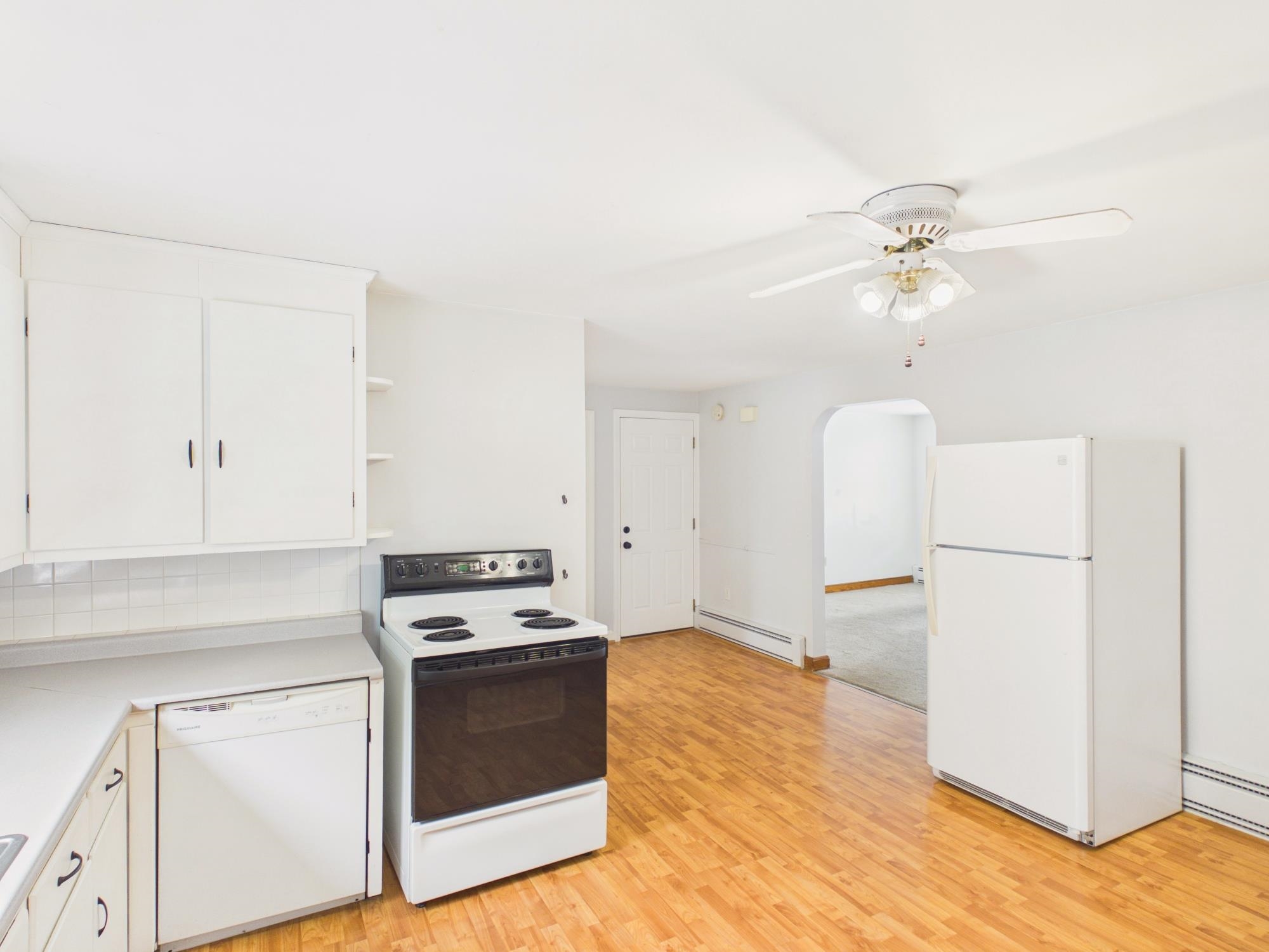 852 Clay St, Manchester, NH 03103