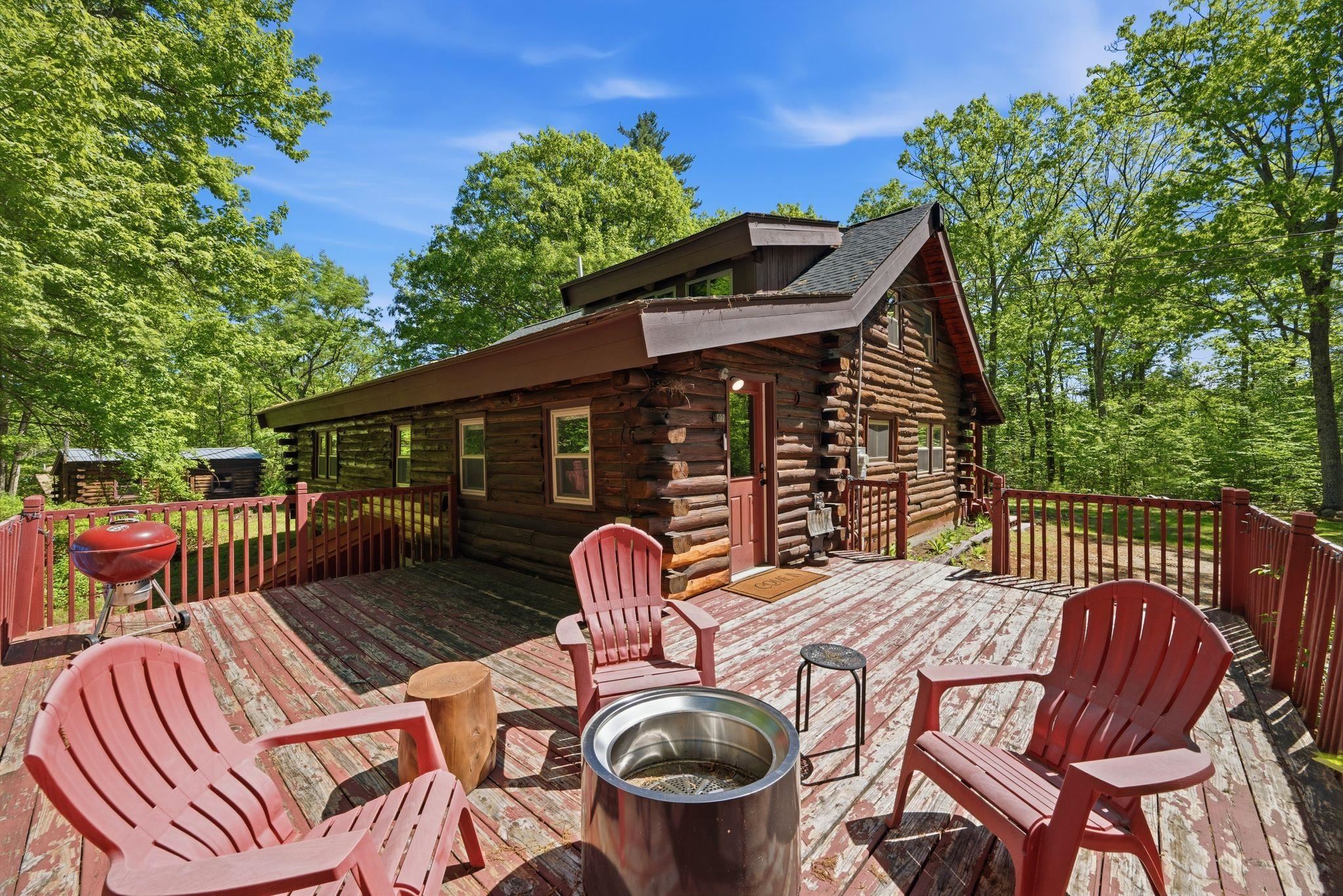 549 Barnard Hill Rd, Weare, NH 03281