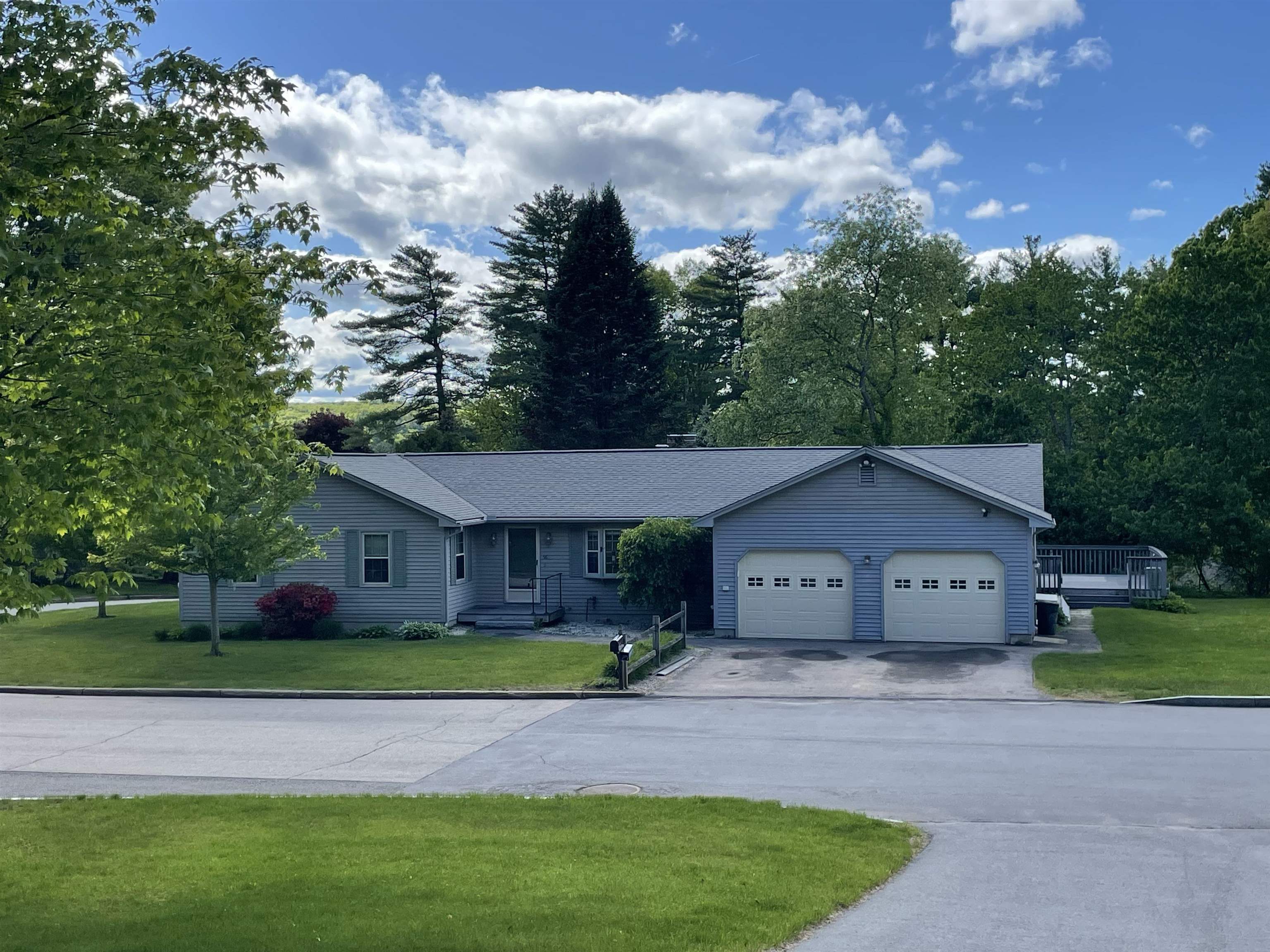 56 Arthur Ave, Manchester, NH 03104