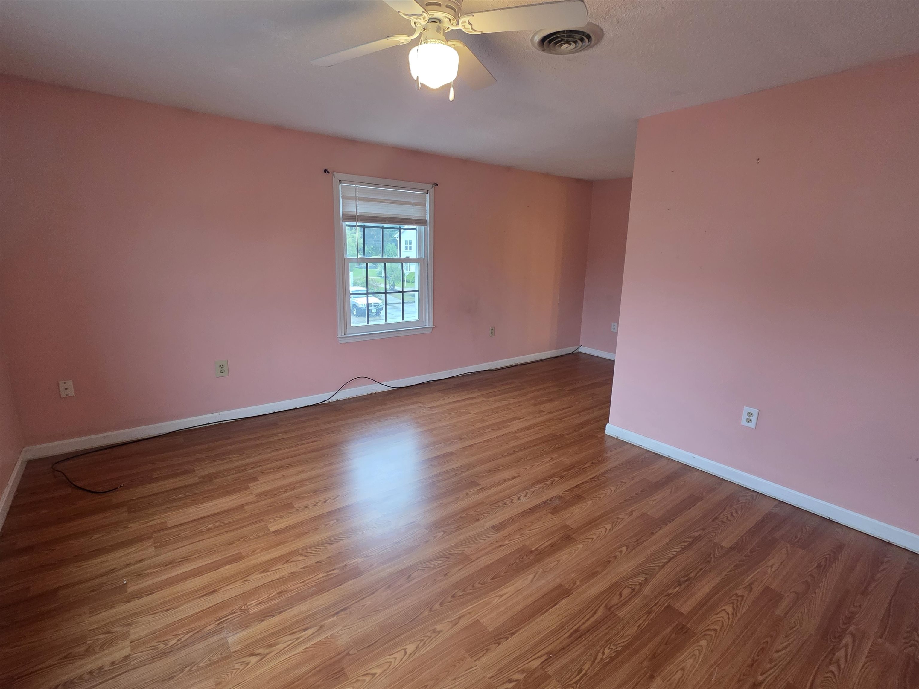 25 Springfield Est, Rochester, NH 03867