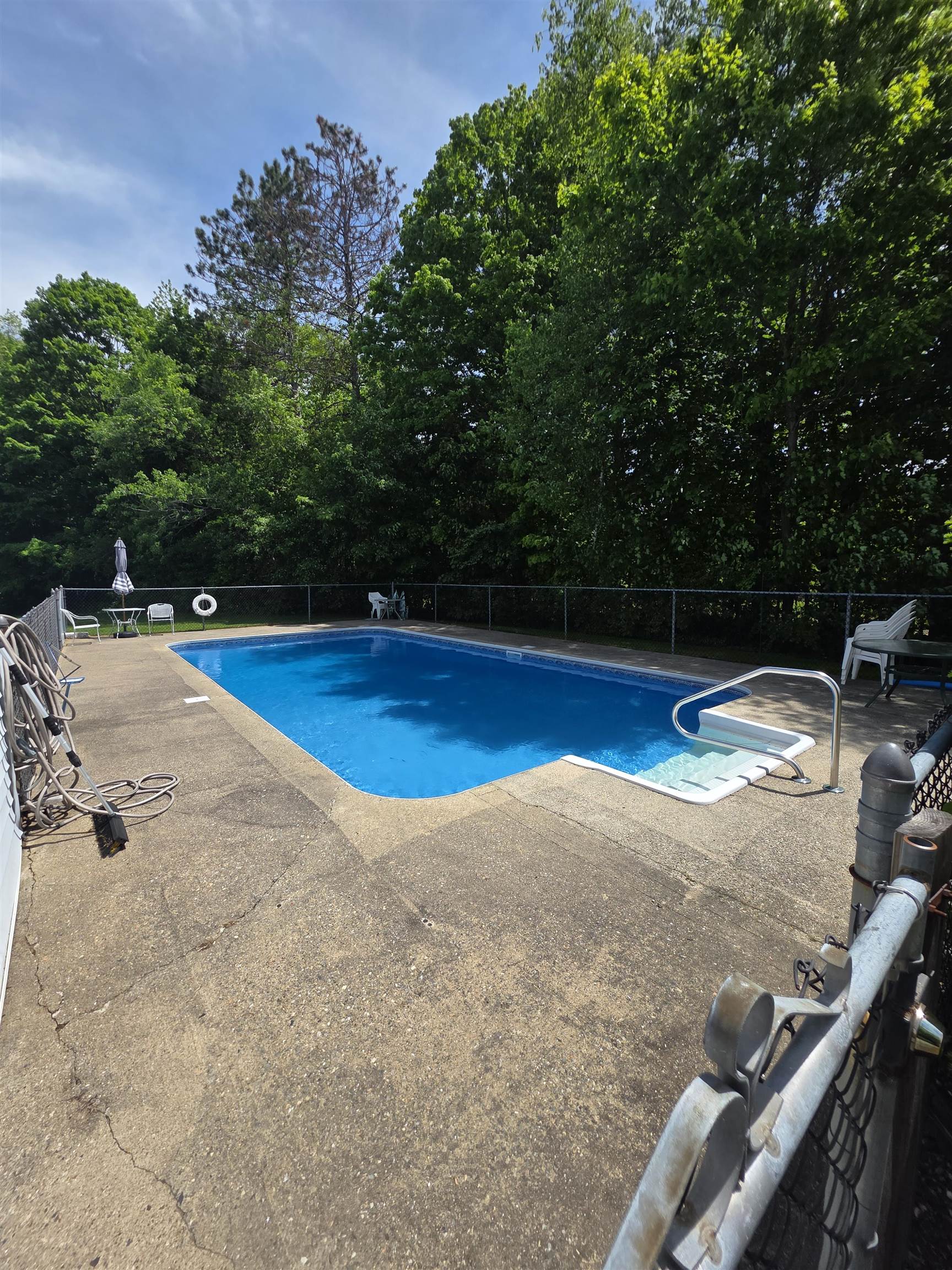 25 Springfield Est, Rochester, NH 03867