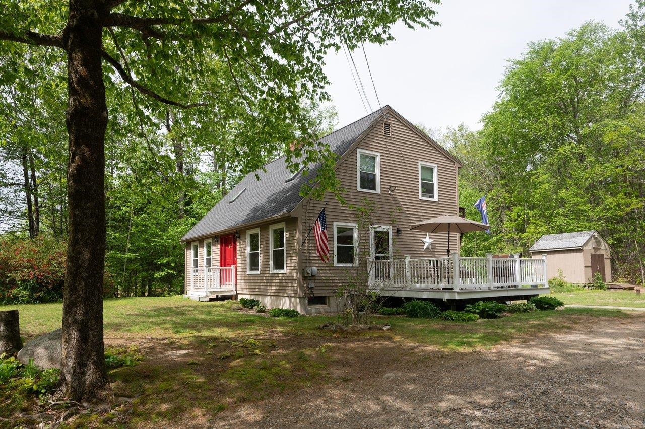 217 Reservoir Rd, Farmington, NH 03835