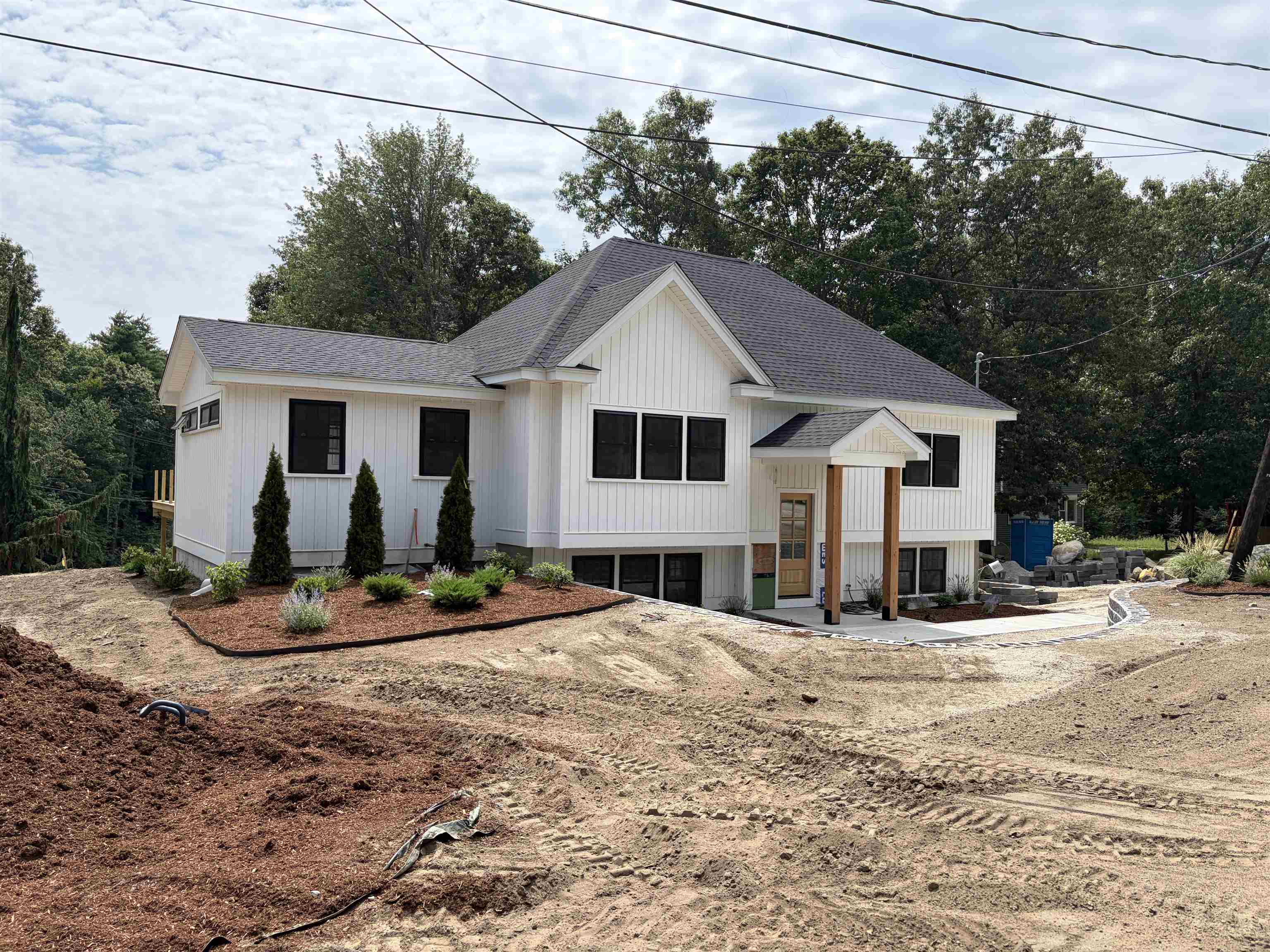 5 Birch Dr, Newmarket, NH 03857