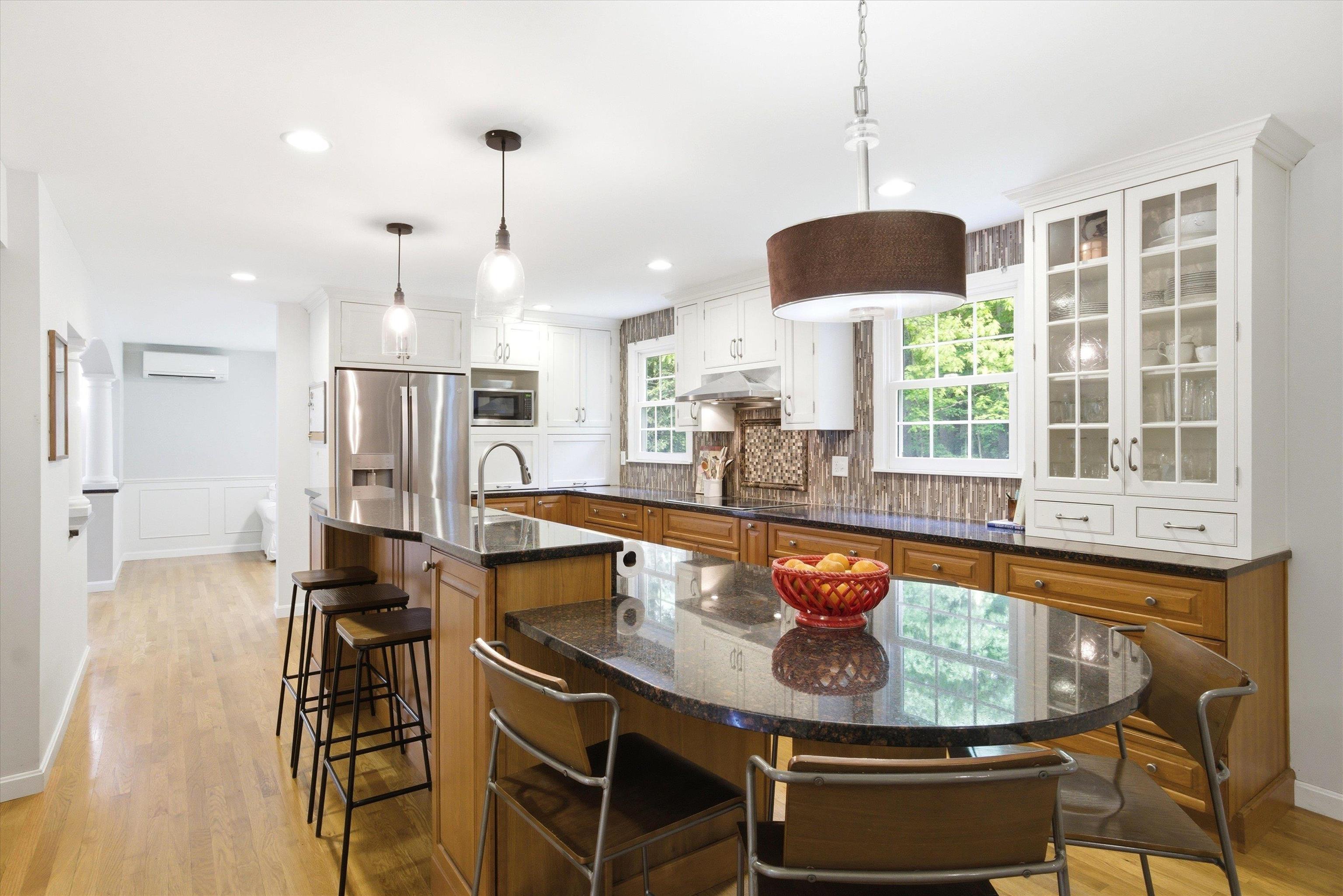 20 Ministerial Dr, Merrimack, NH 03054