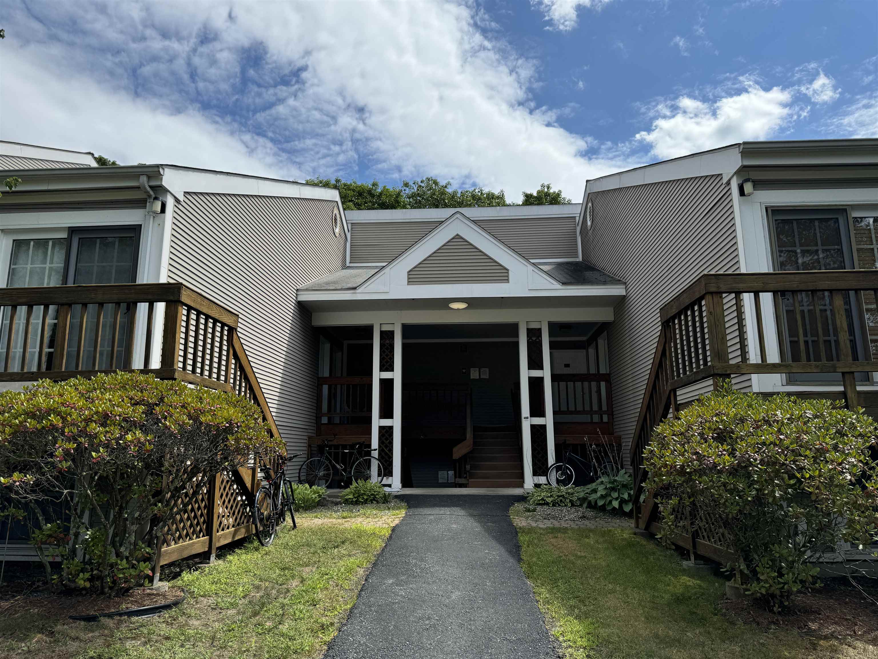 30 Wolf Rd, Lebanon, NH 03766