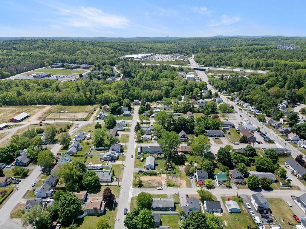 18 Harvard St, Rochester, NH 03867