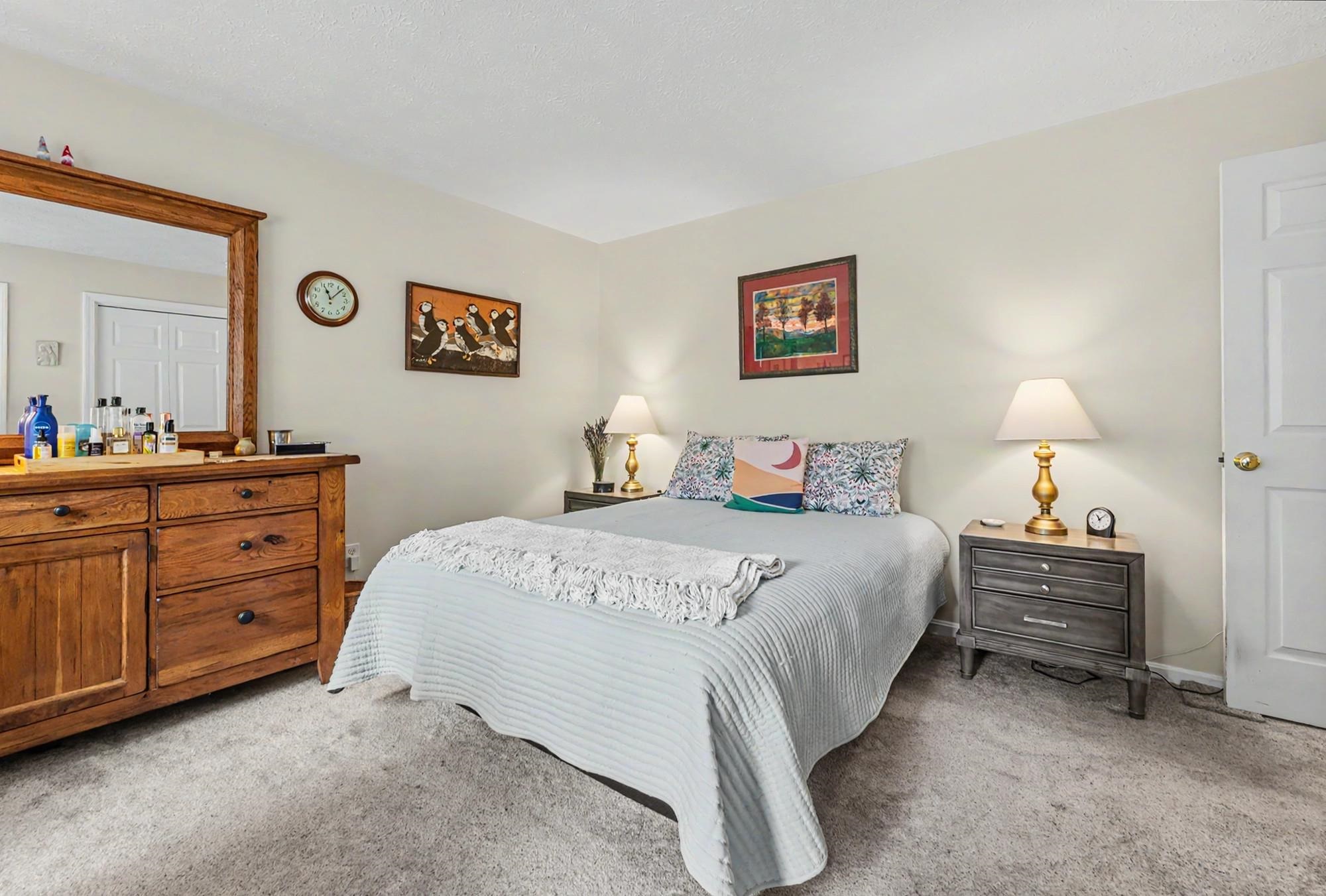 66 Harbor Ave, Nashua, NH 03060